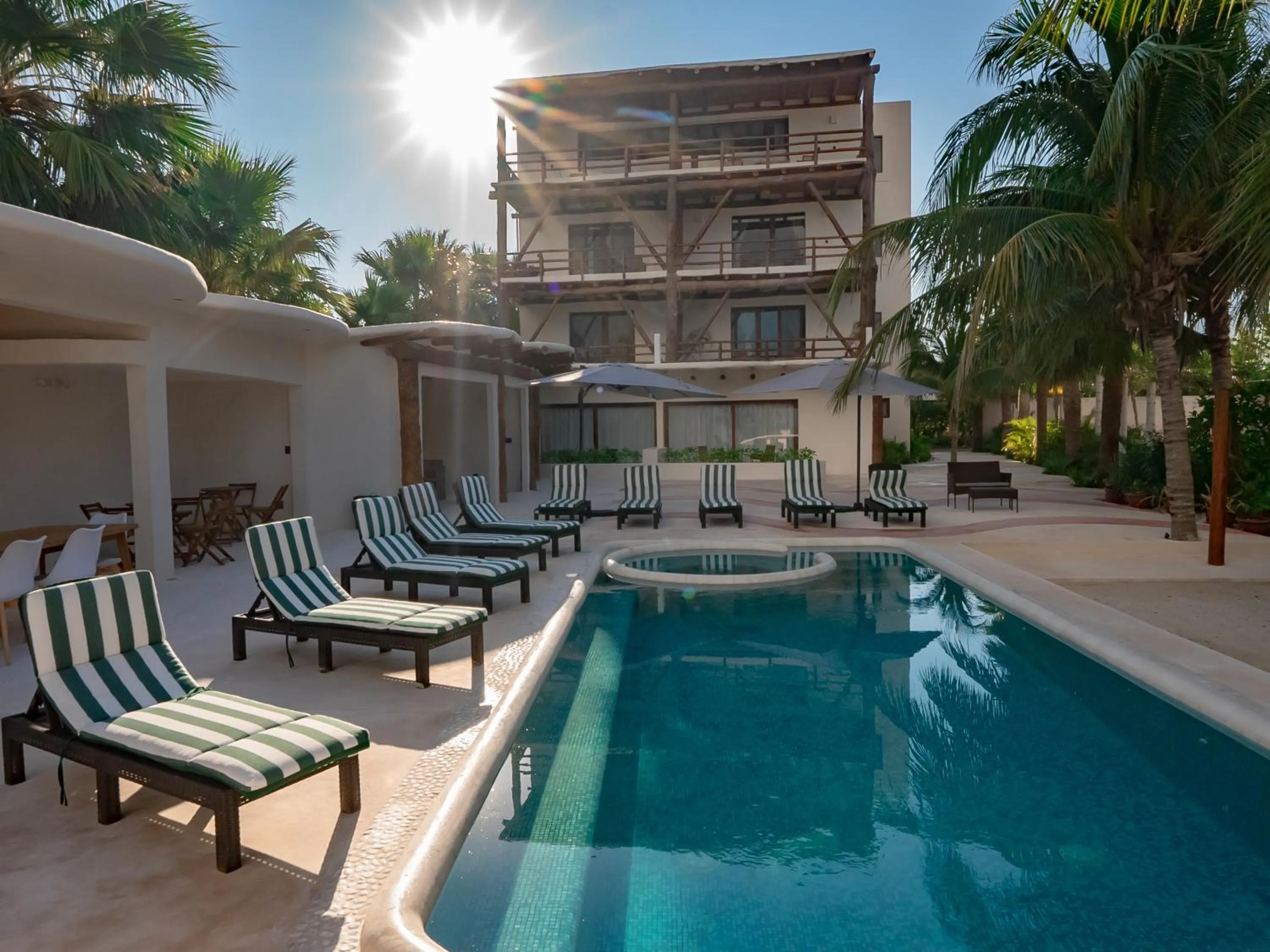 Swimming pool in Beachfront Hotel Boutique DK