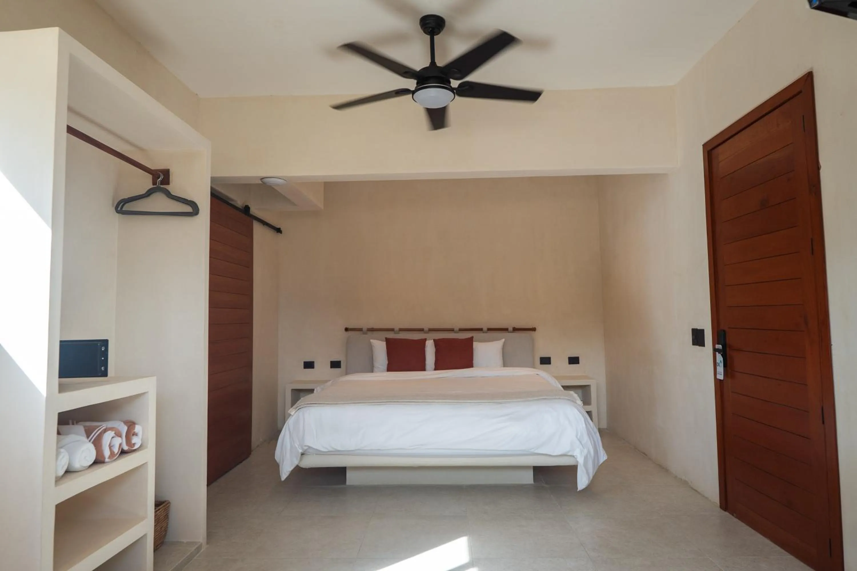 Bed in Beachfront Hotel Boutique DK