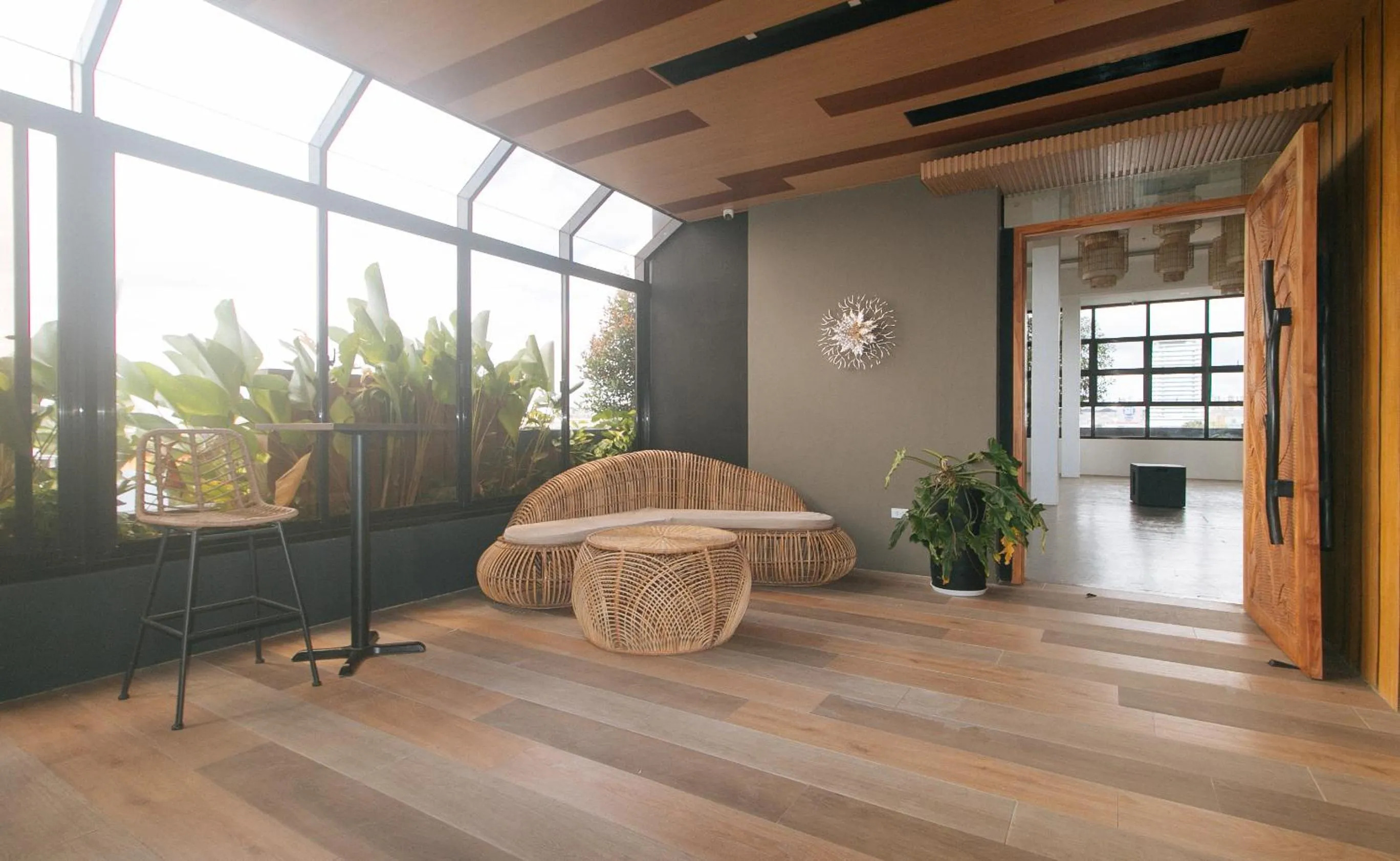 Seating area in Avelida Homes by RedDoorz