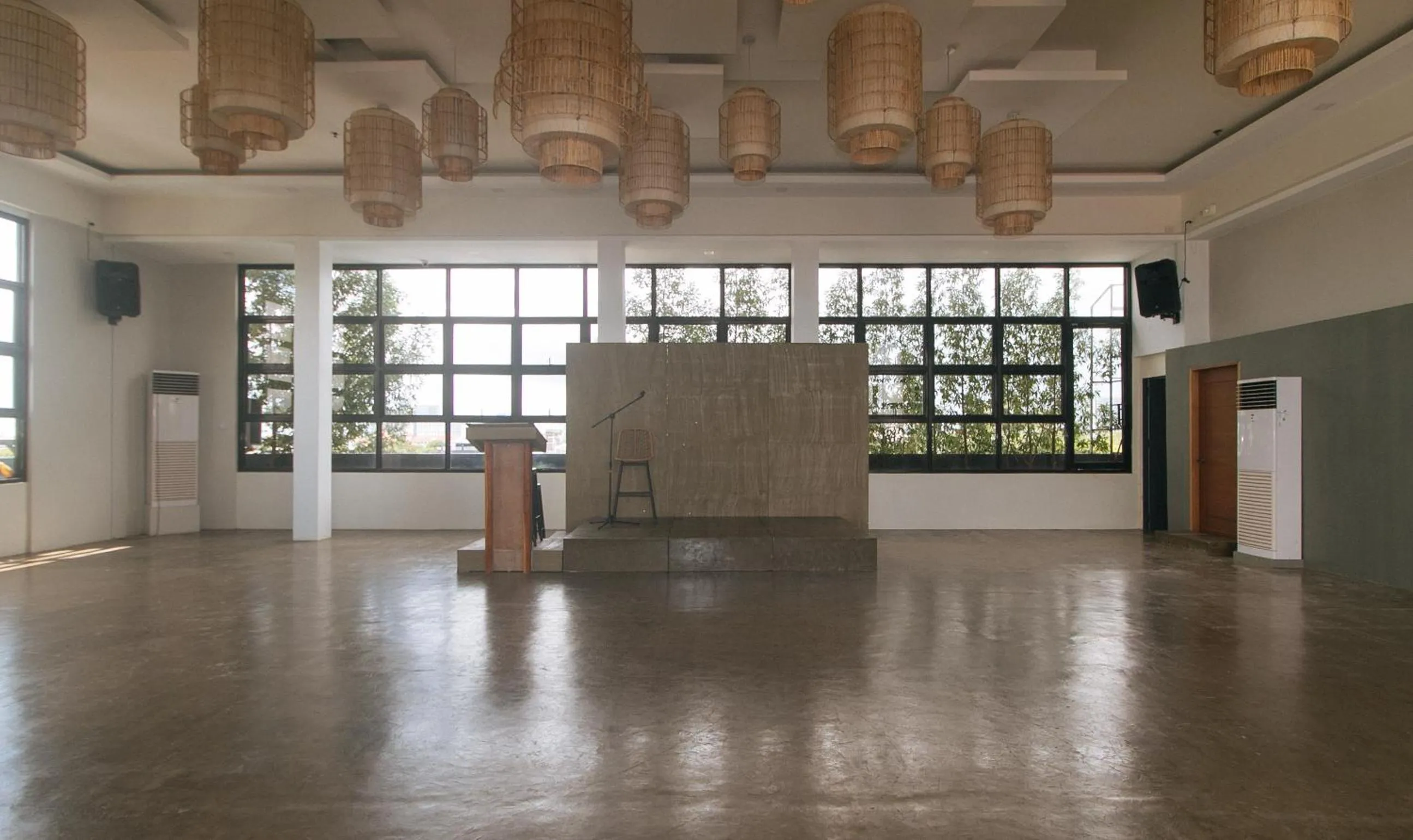 Meeting/conference room in Avelida Homes by RedDoorz