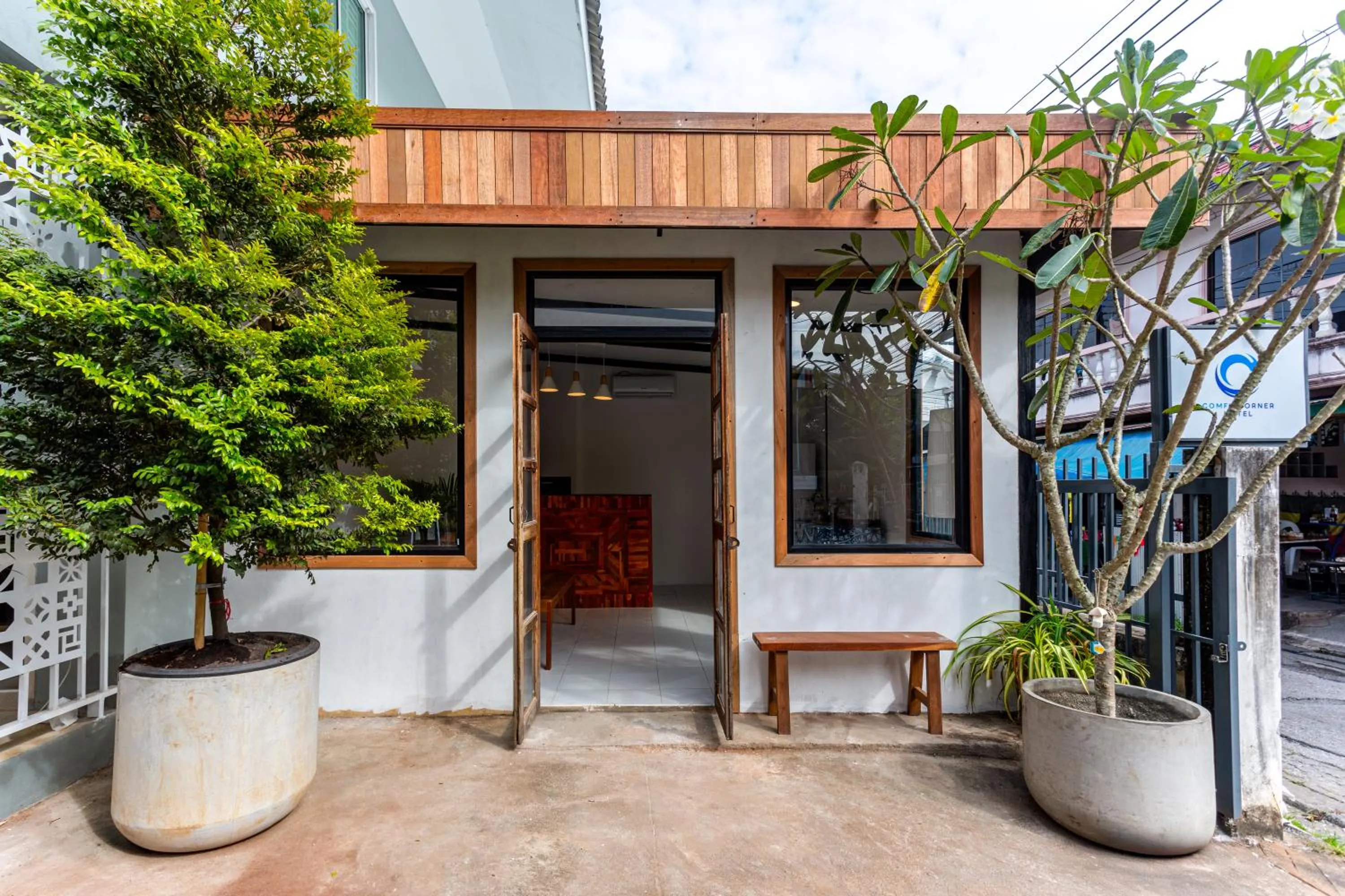 Property building in Comfy Corner Hotel