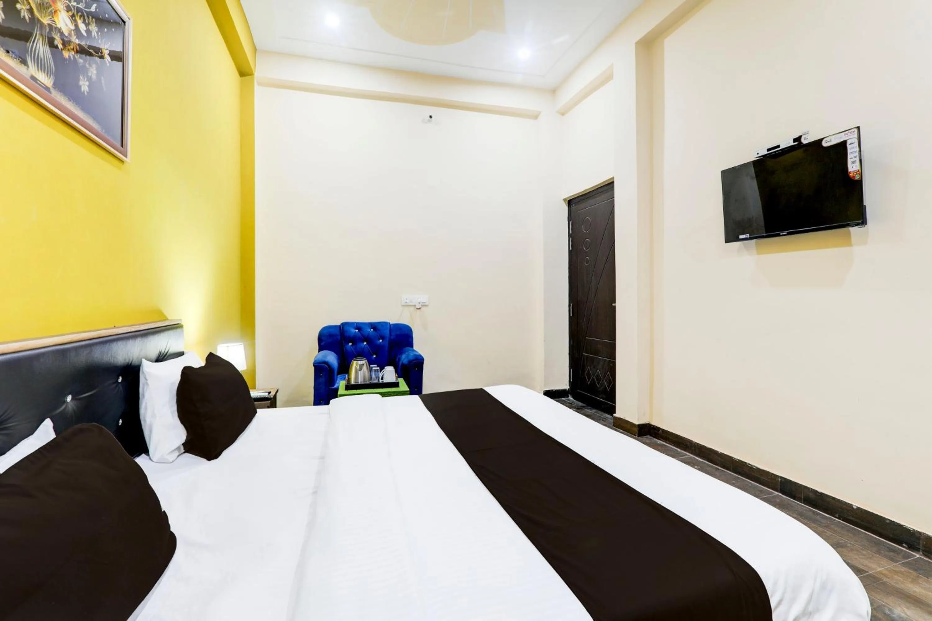 Bedroom, Bed in Super Hotel O Arjun Ganj