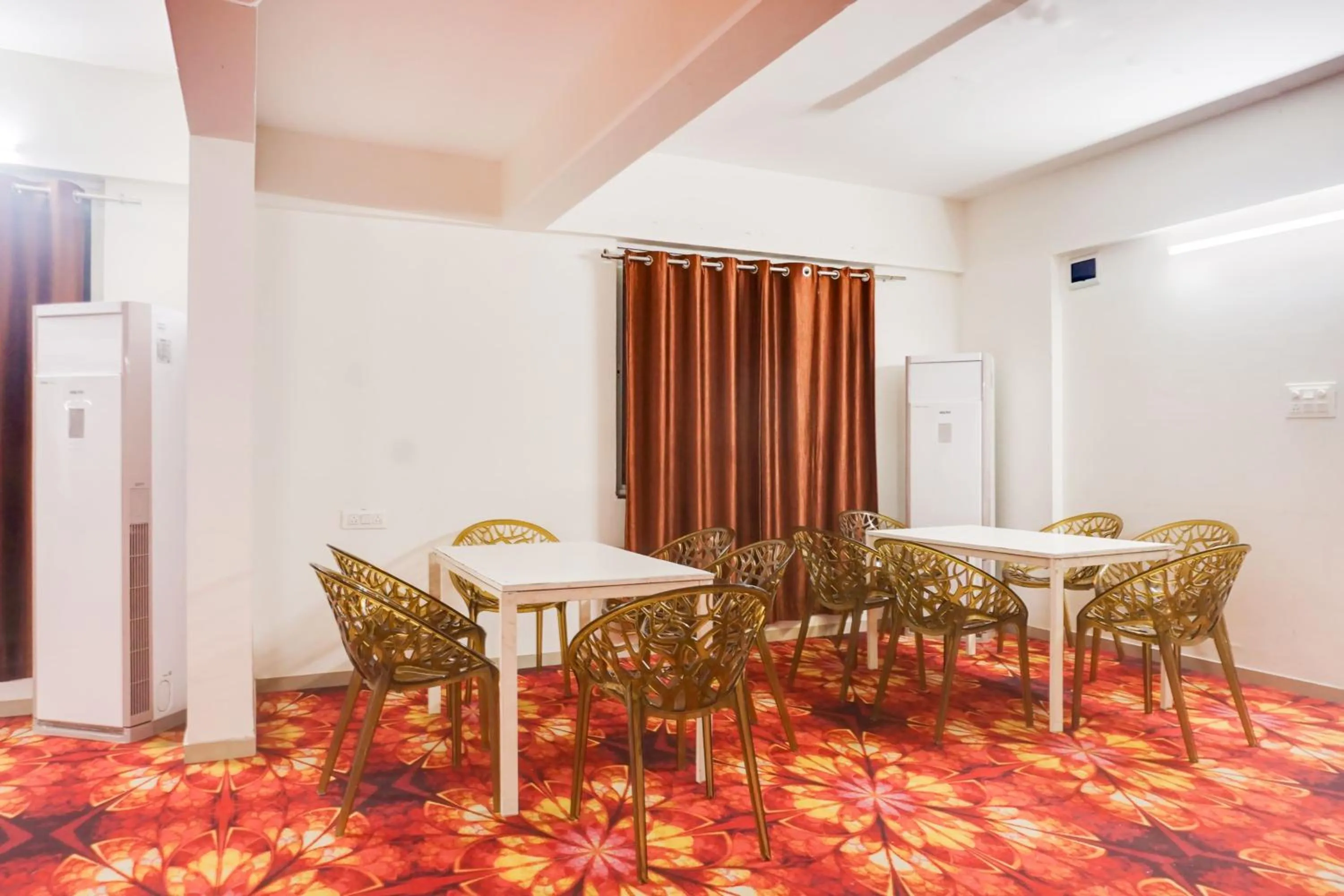 Other in Super Townhouse Lohegaon Near Pune Airport formerly Landmark Regency