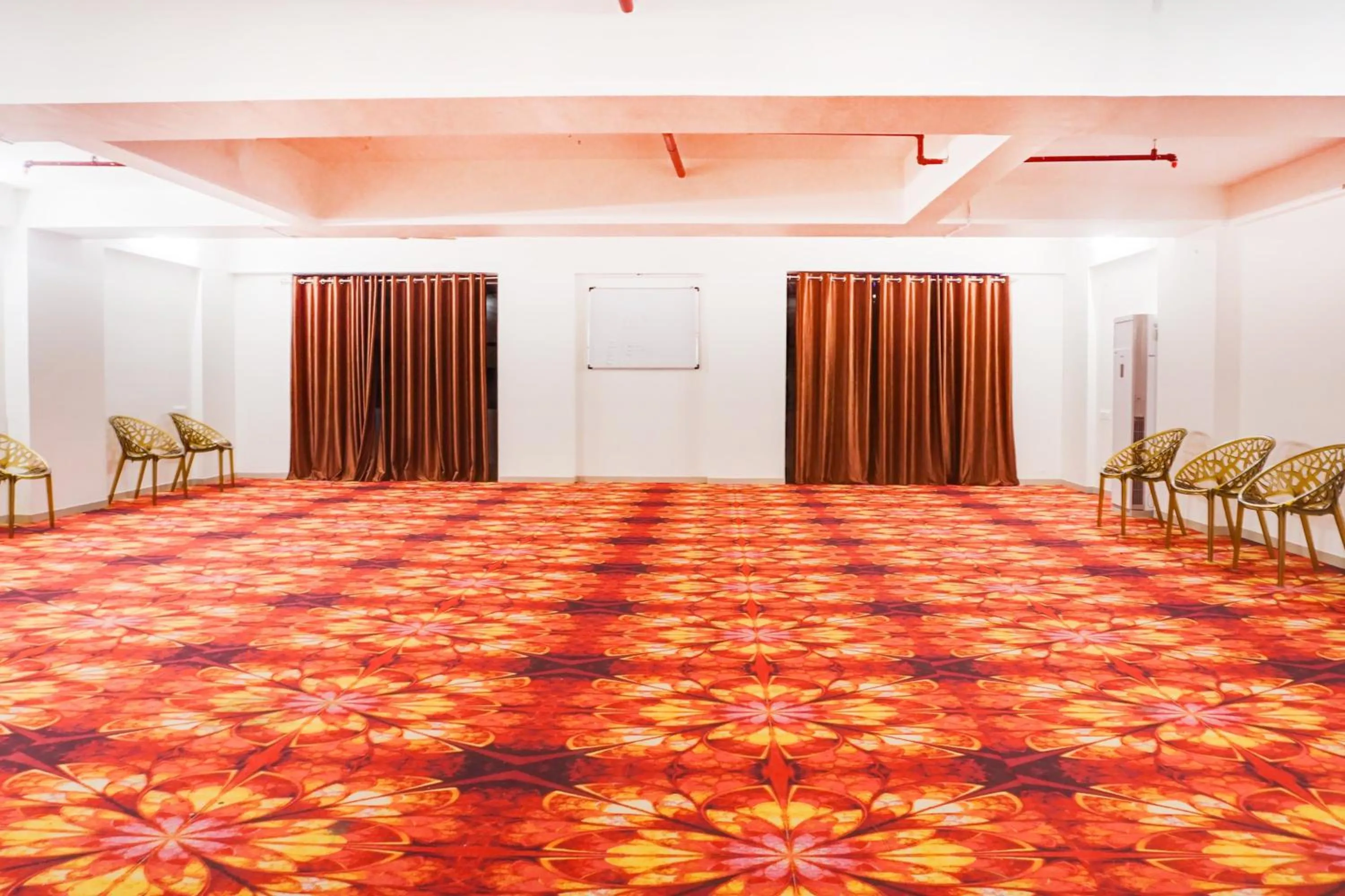 Other in Super Townhouse Lohegaon Near Pune Airport formerly Landmark Regency