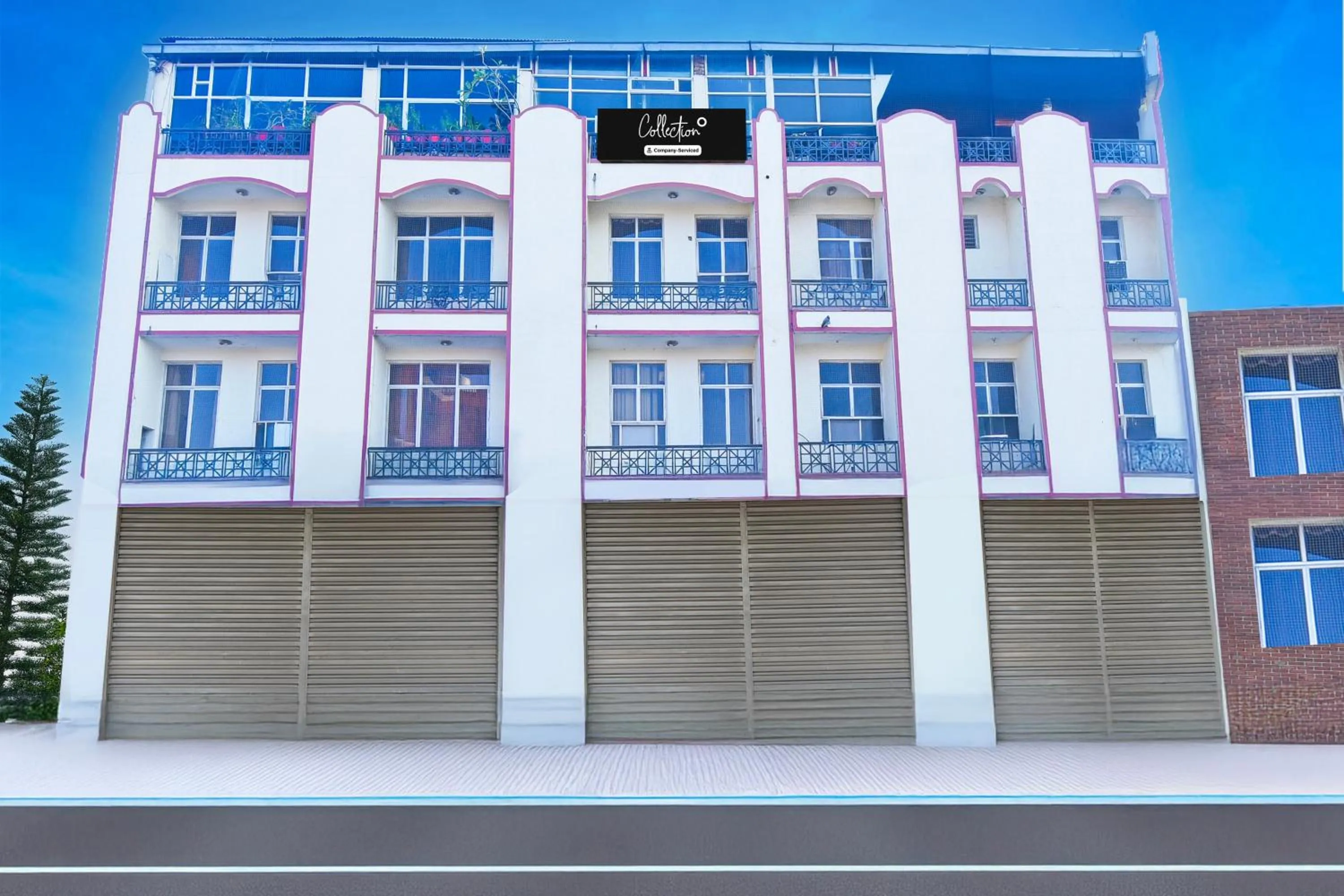 Hotel O Hathroi Market Near Dhuleshwar Garden