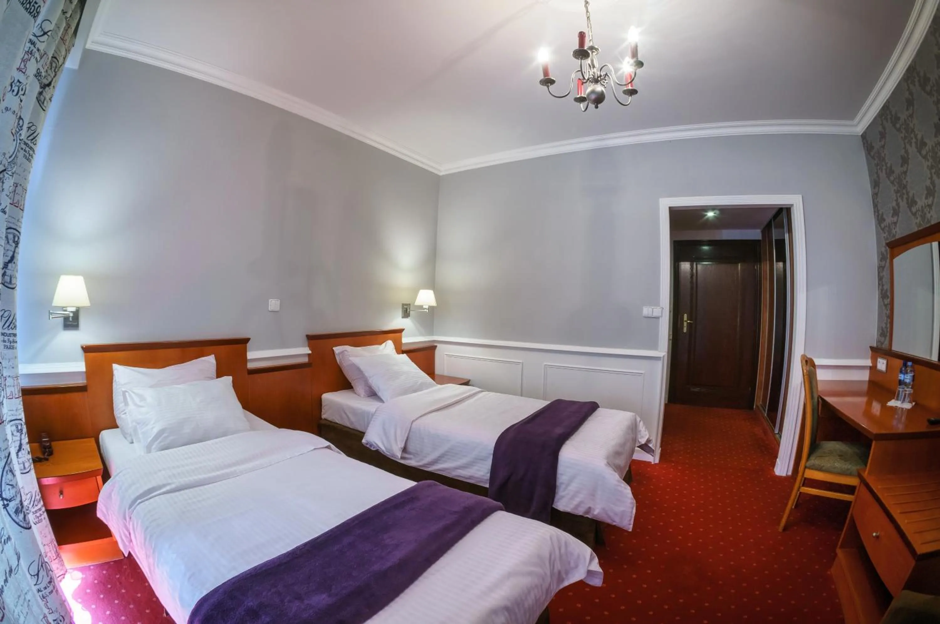 Photo of the whole room, Bed in Grand Częstochowa