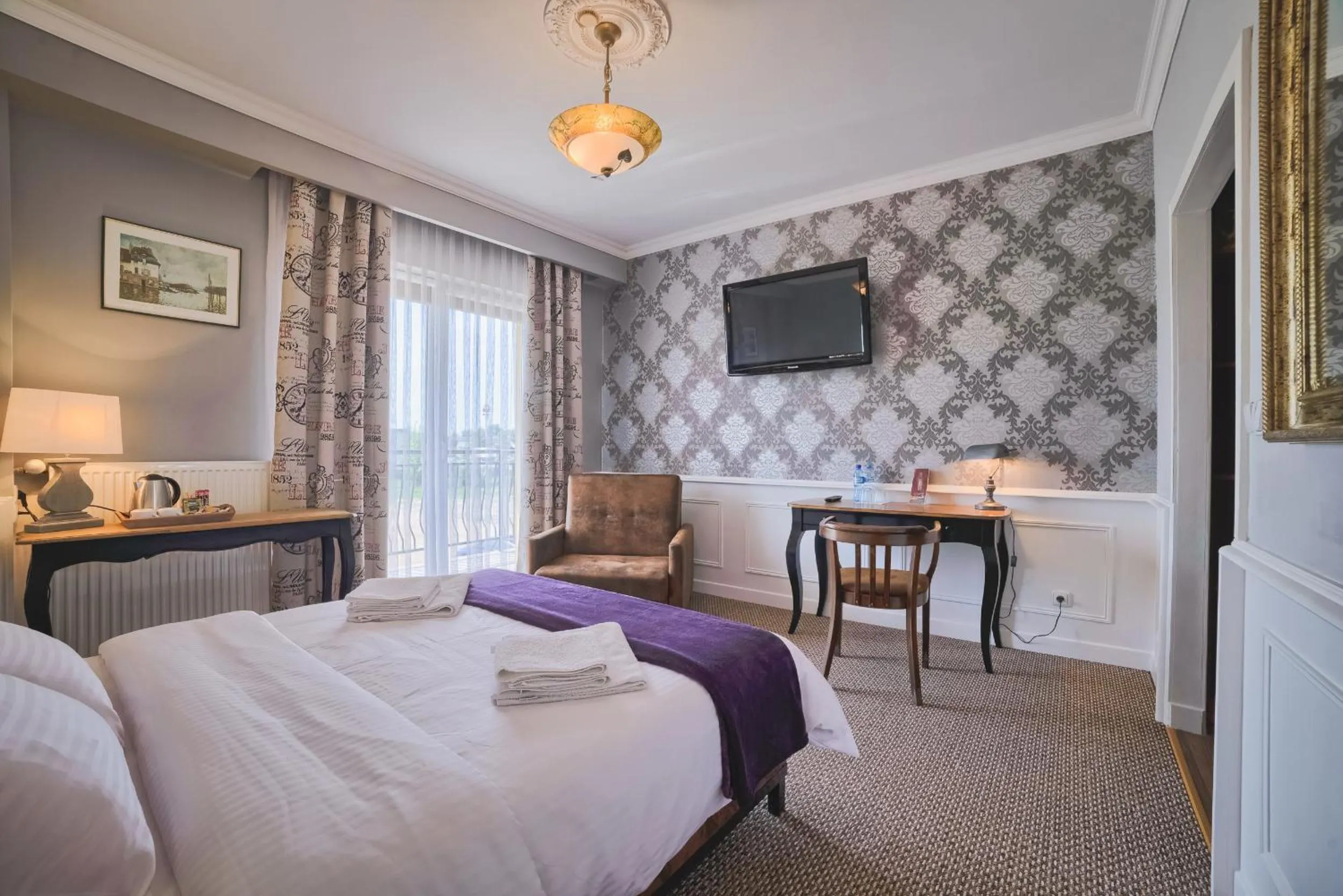 Day, Bed in Grand Częstochowa