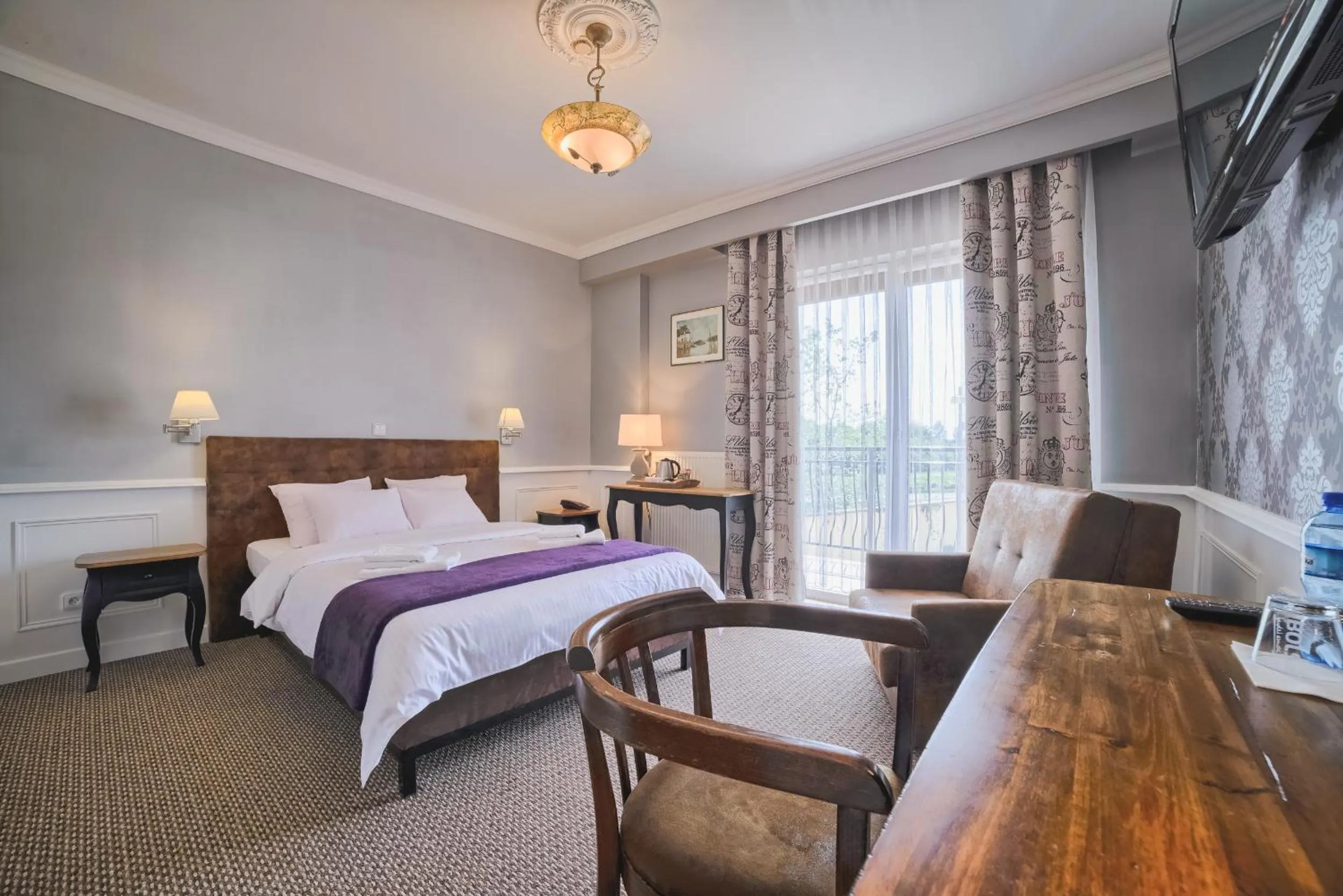 Day, Bed in Grand Częstochowa