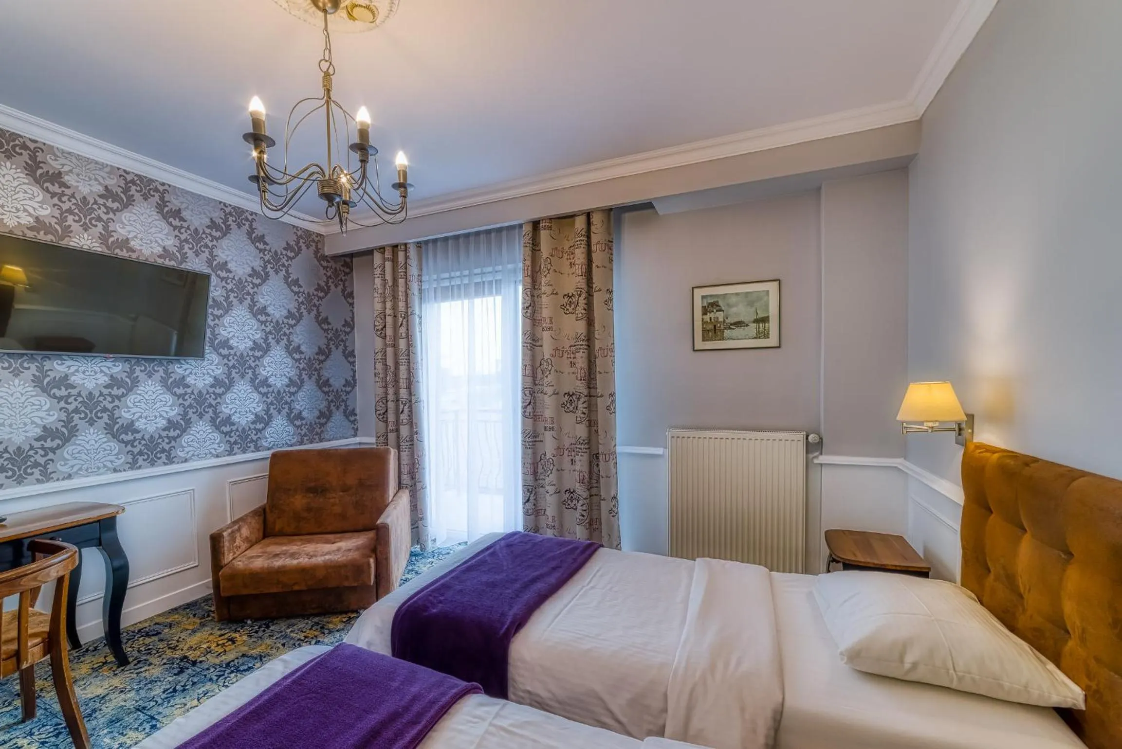 Photo of the whole room, Bed in Grand Częstochowa