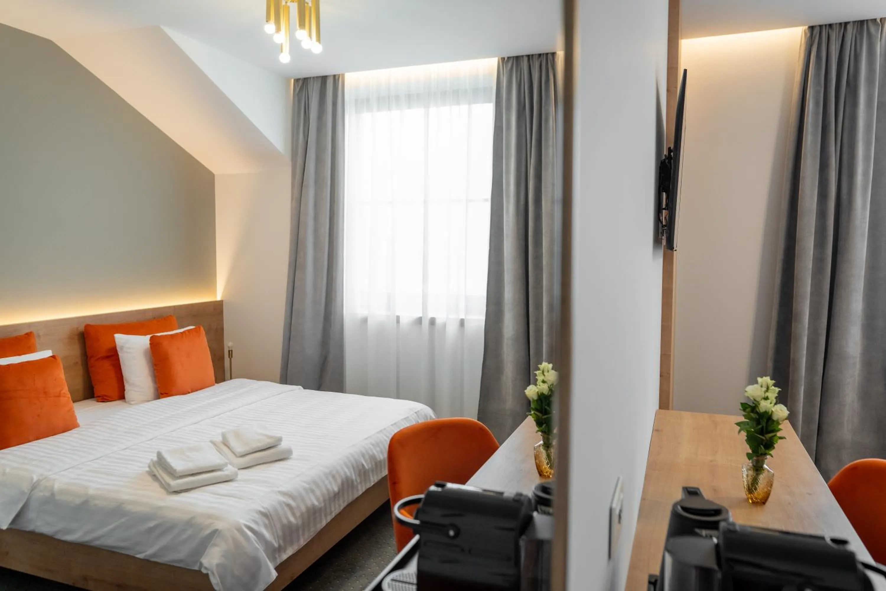 Bed in No Pardon Hotel