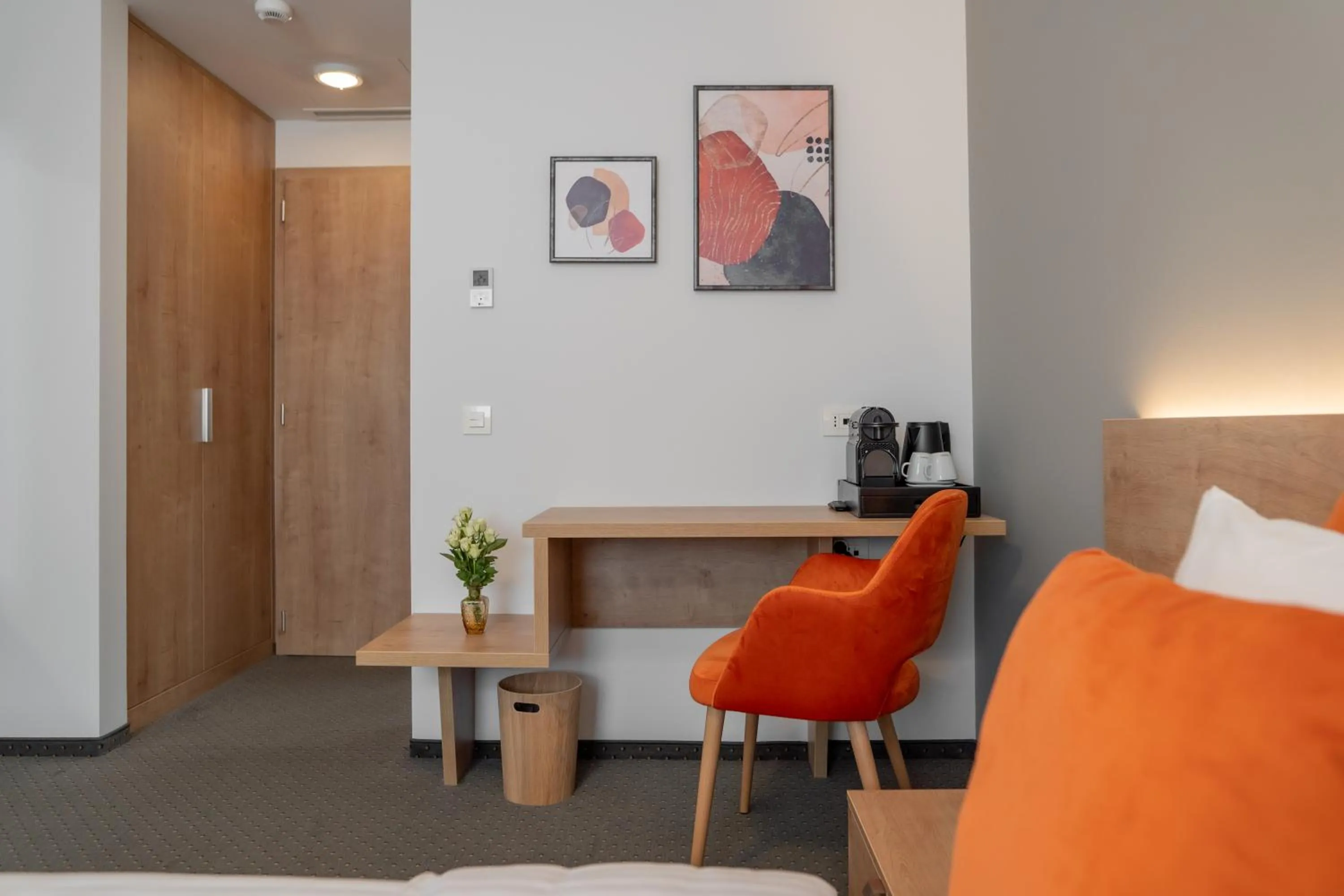 Bed in No Pardon Hotel