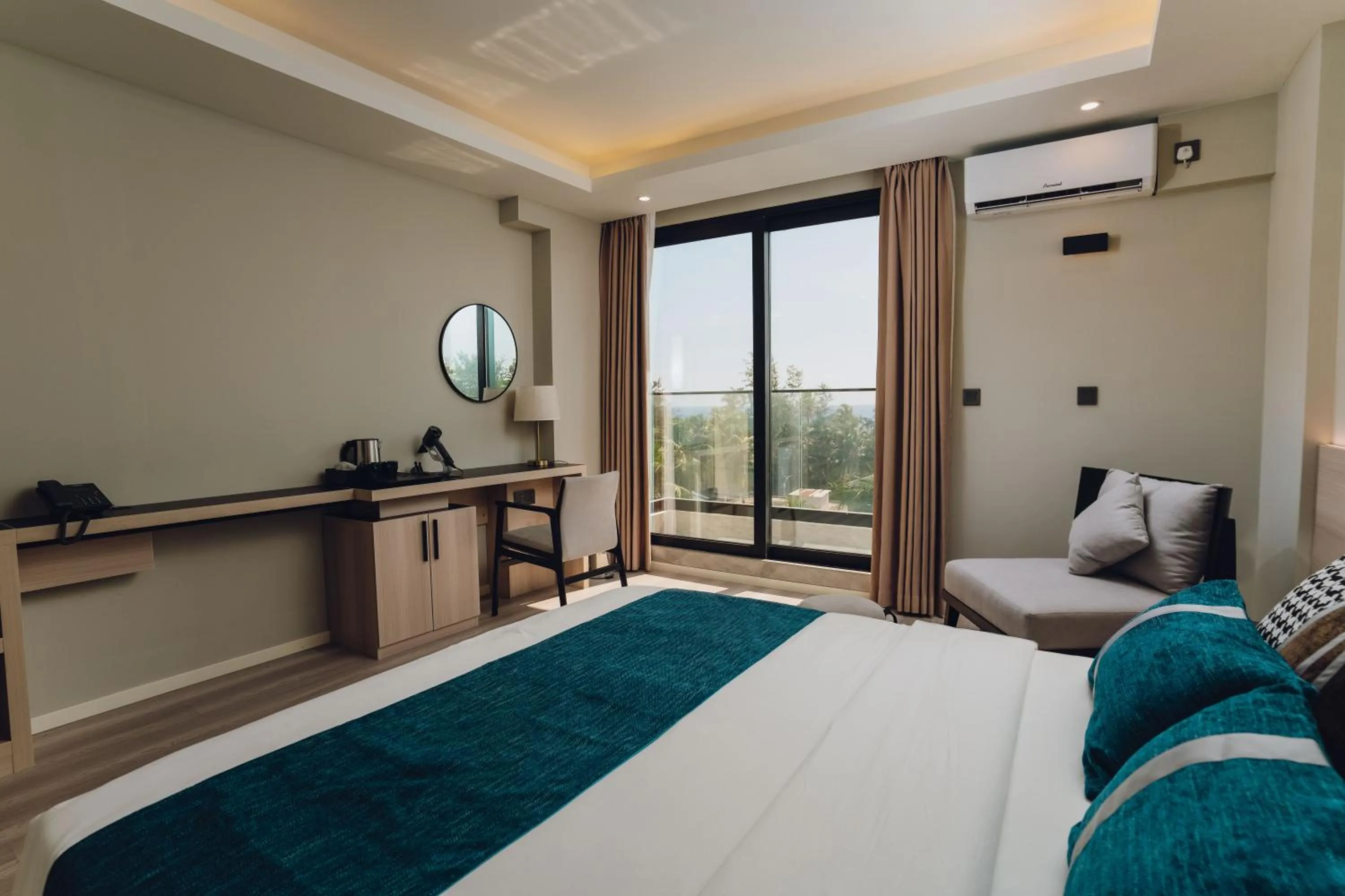 View (from property/room), Bed in Ocean Pearl Fuvahmulah