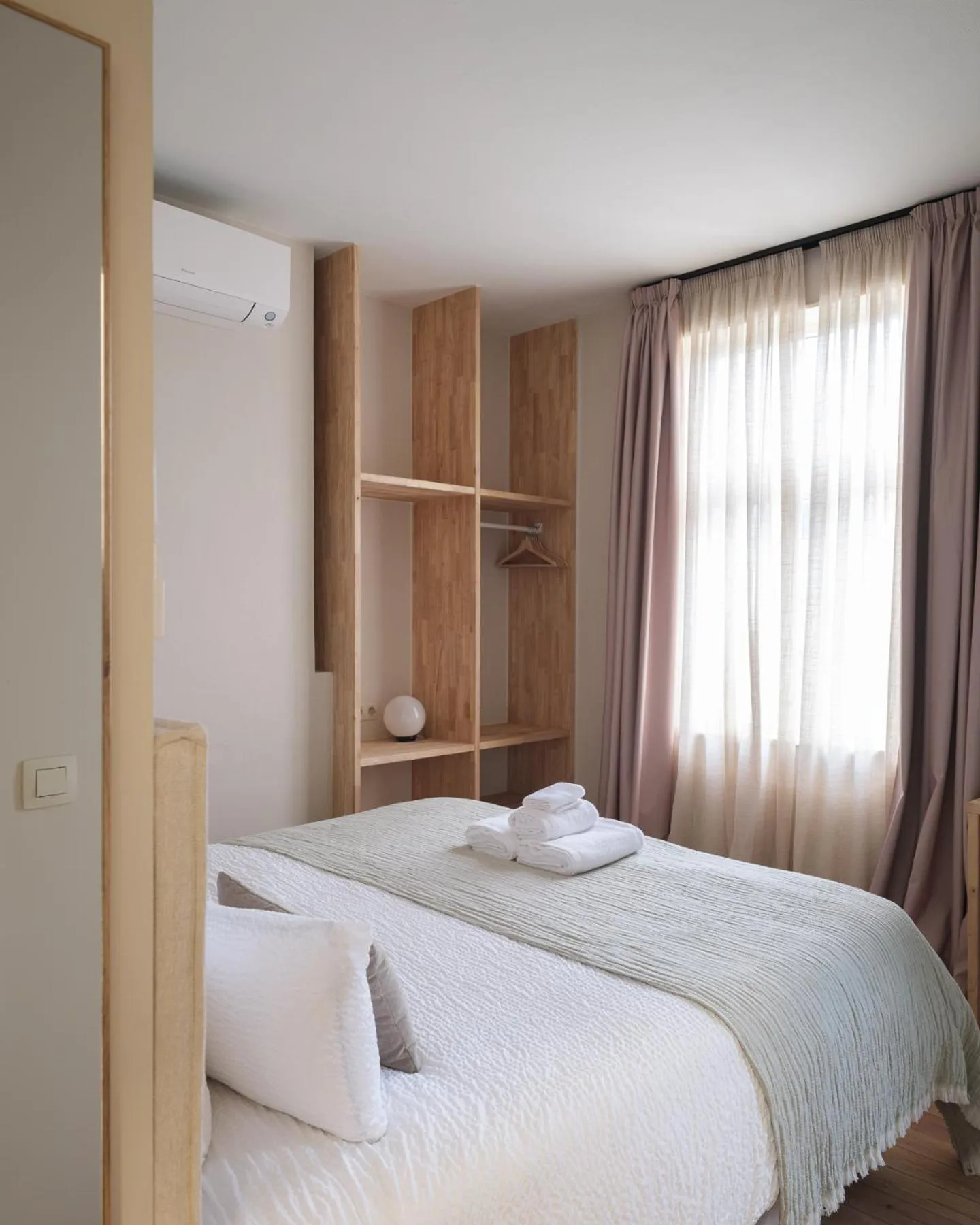 Bed in Lits de Lo - Boutique Rooms