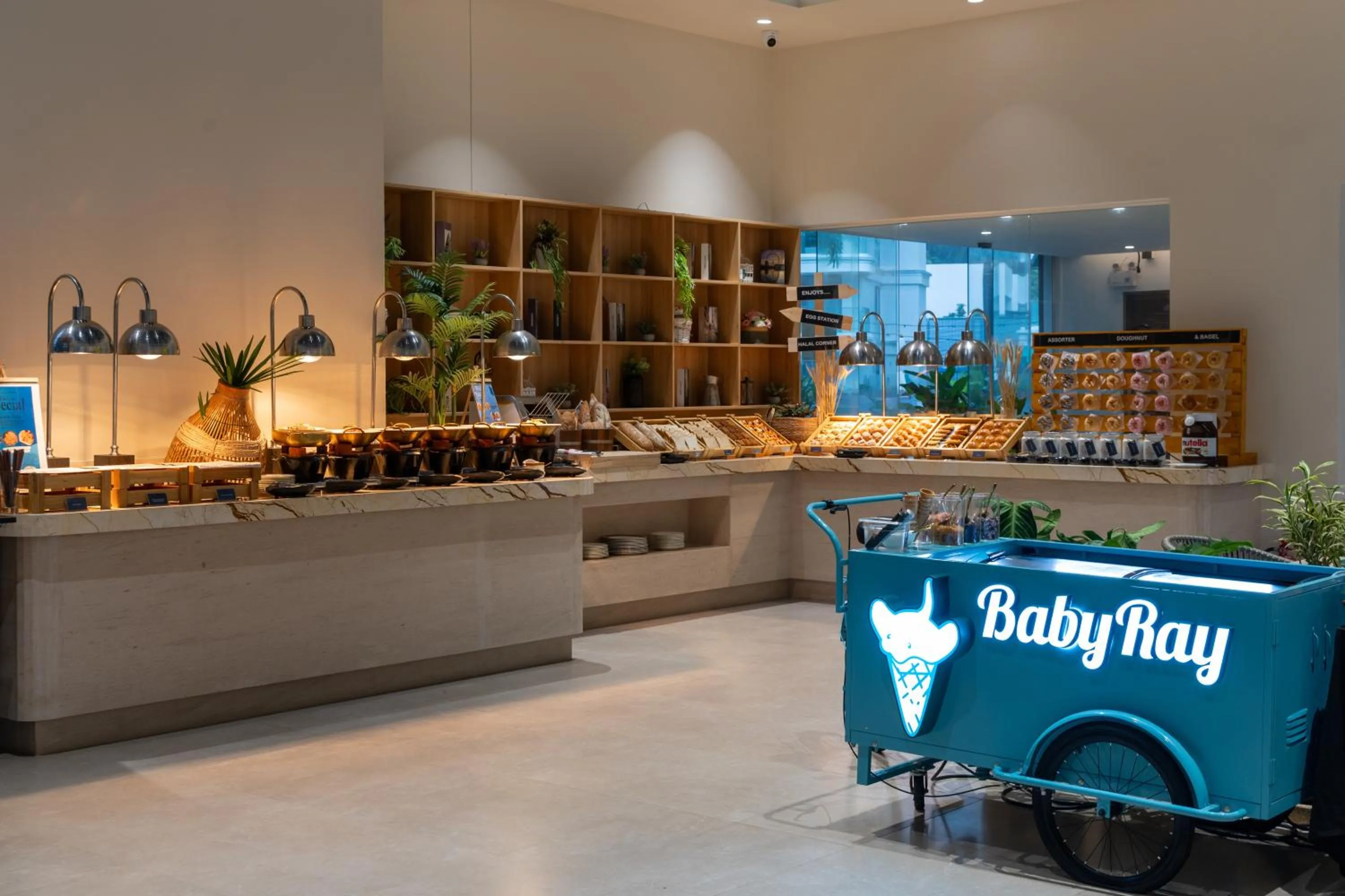 Restaurant/places to eat in Kora Beach Resort Phuket