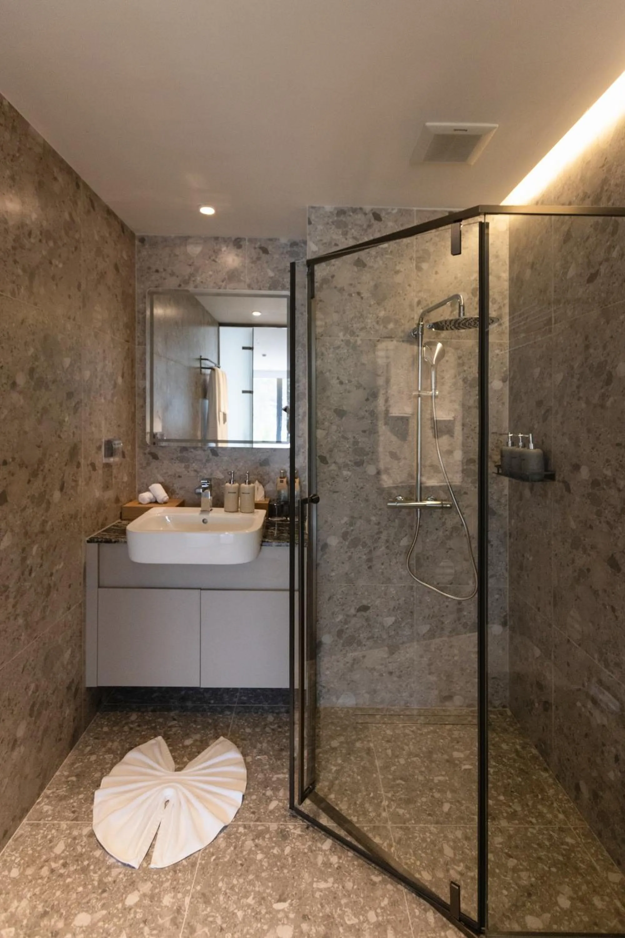 Shower in Kora Beach Resort Phuket