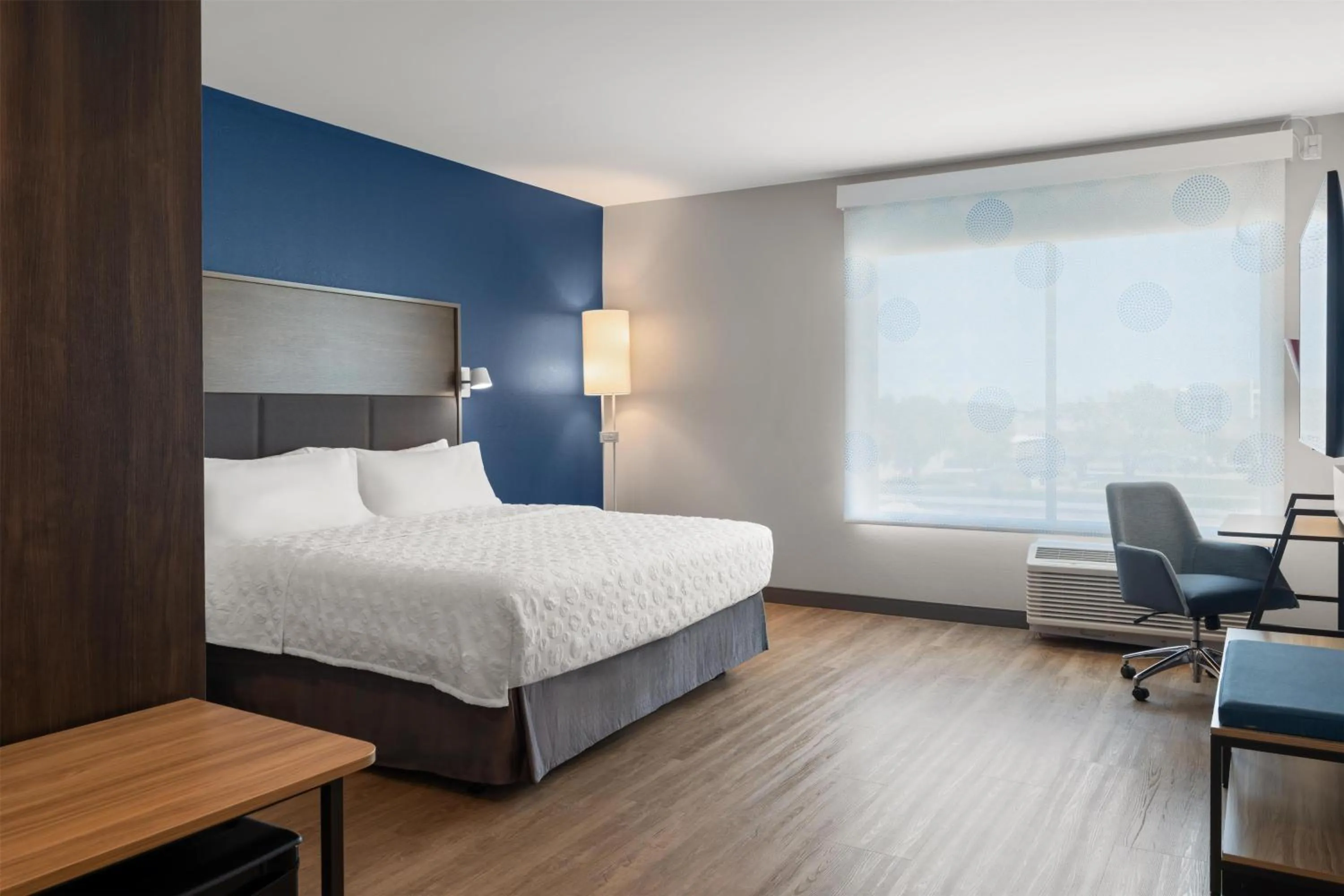 Bed in Tru By Hilton Kearney