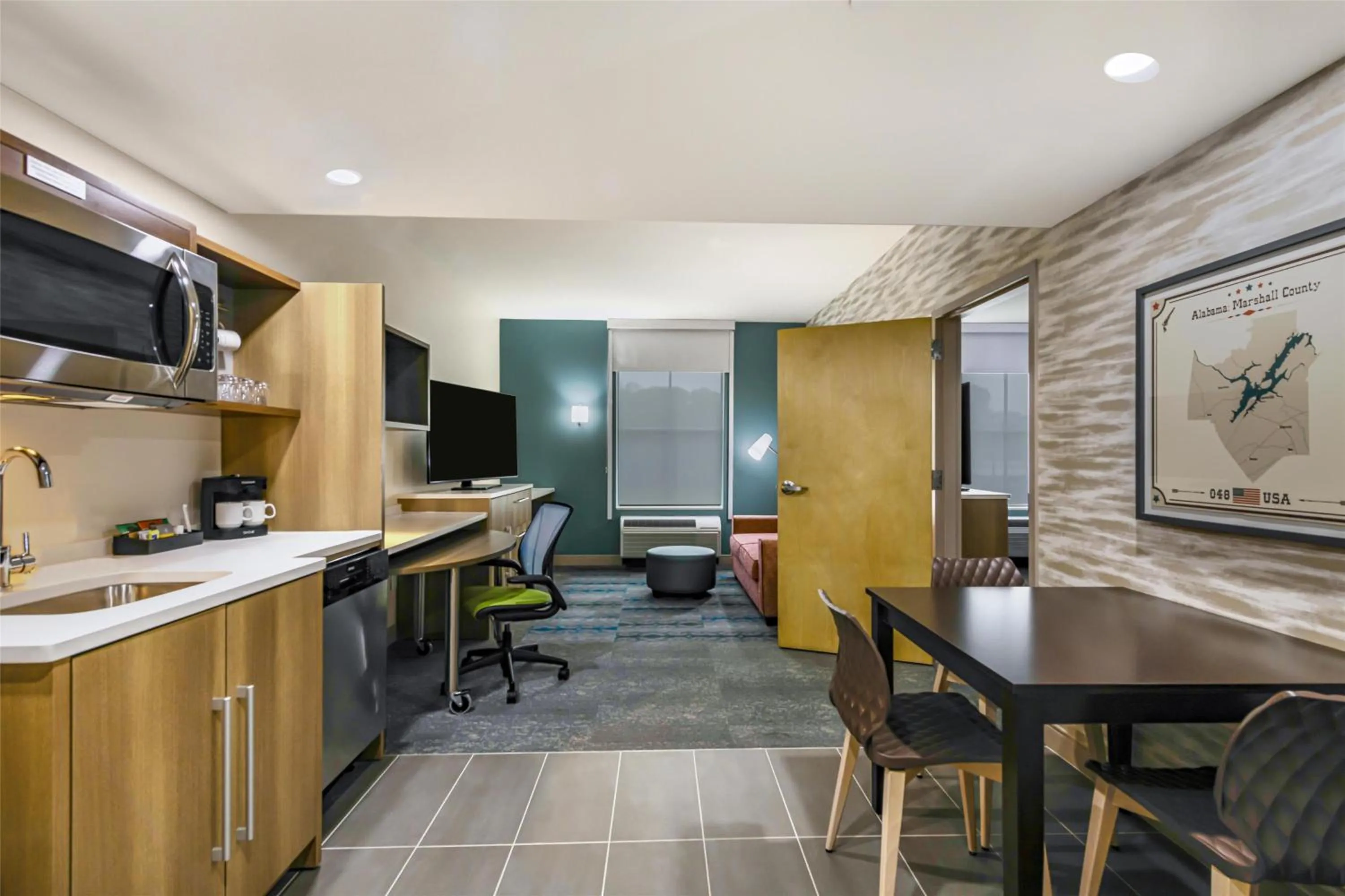 Kitchen or kitchenette in Home2 Suites By Hilton Guntersville