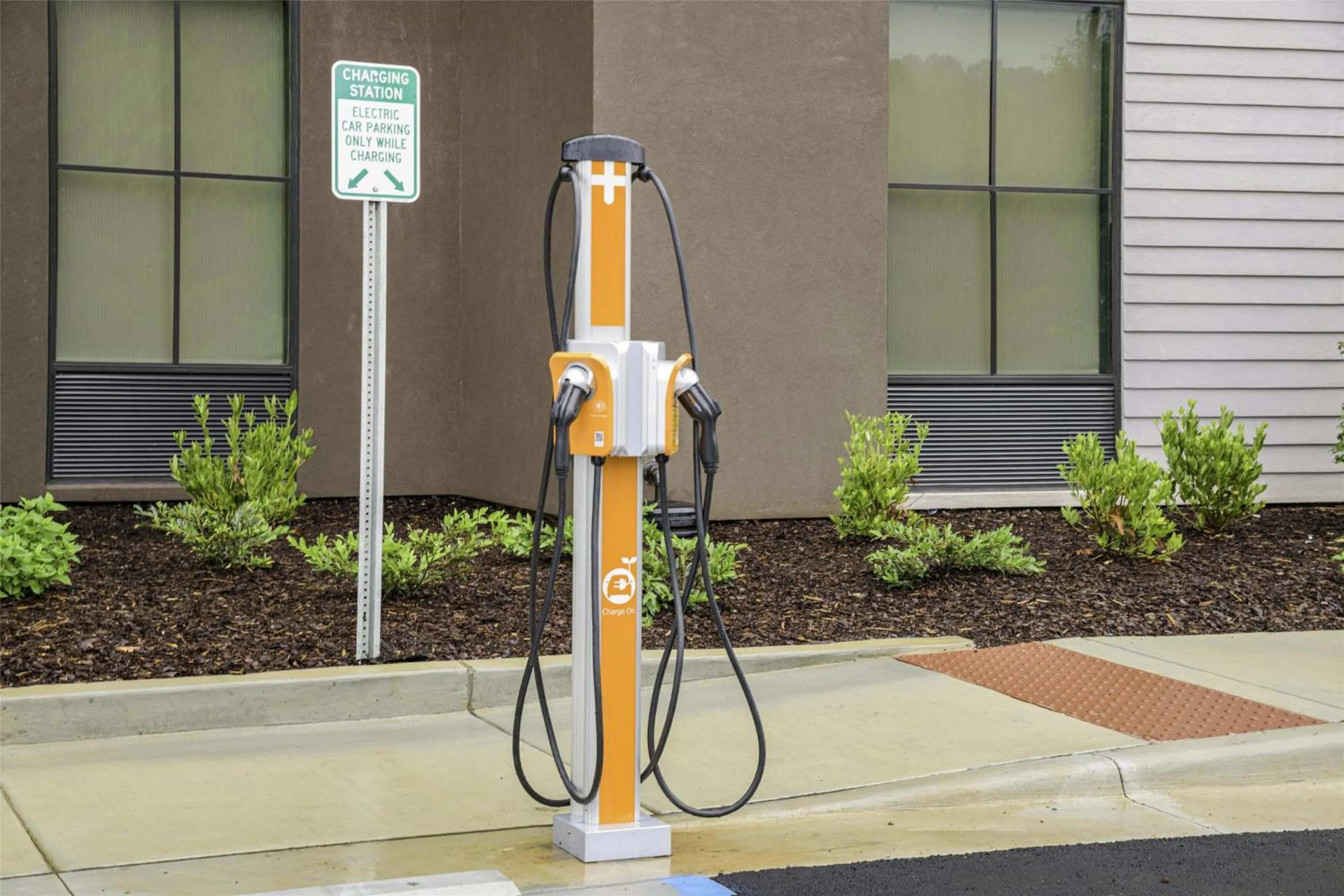 Property building in Home2 Suites By Hilton Guntersville