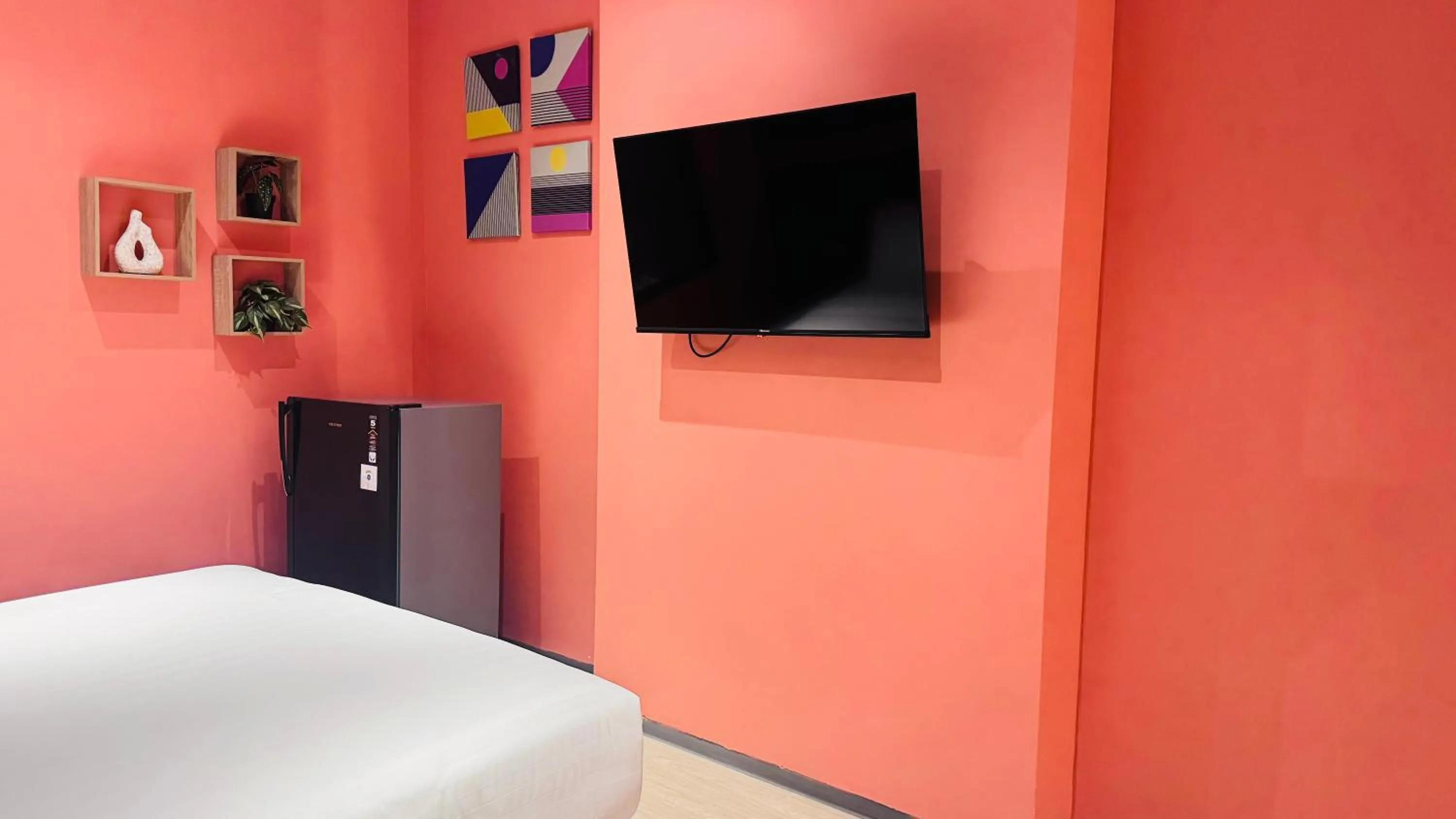 Bedroom in Yellow Bee Resort Cililitan