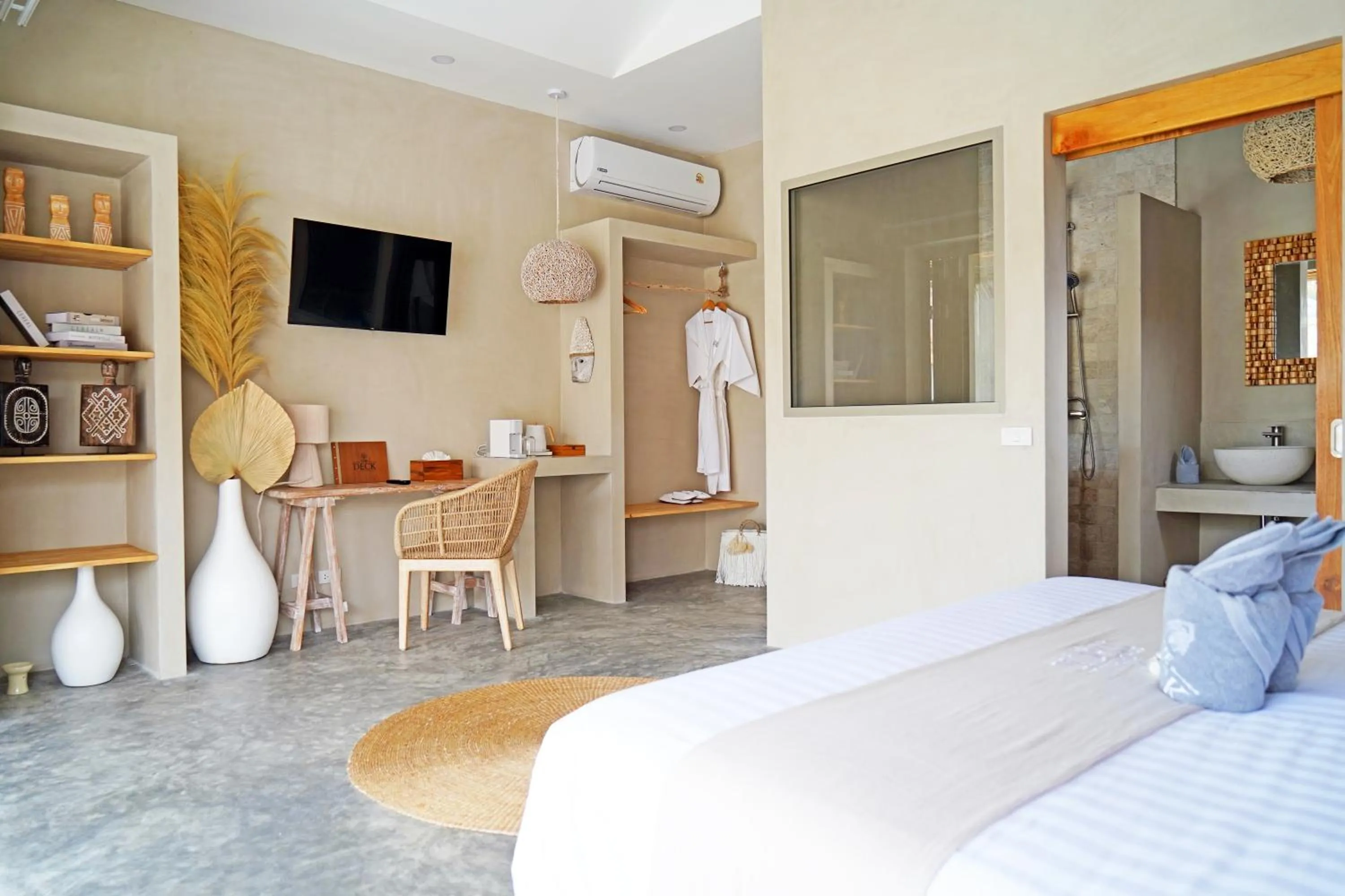 Bed in The Deck Cottages Samui