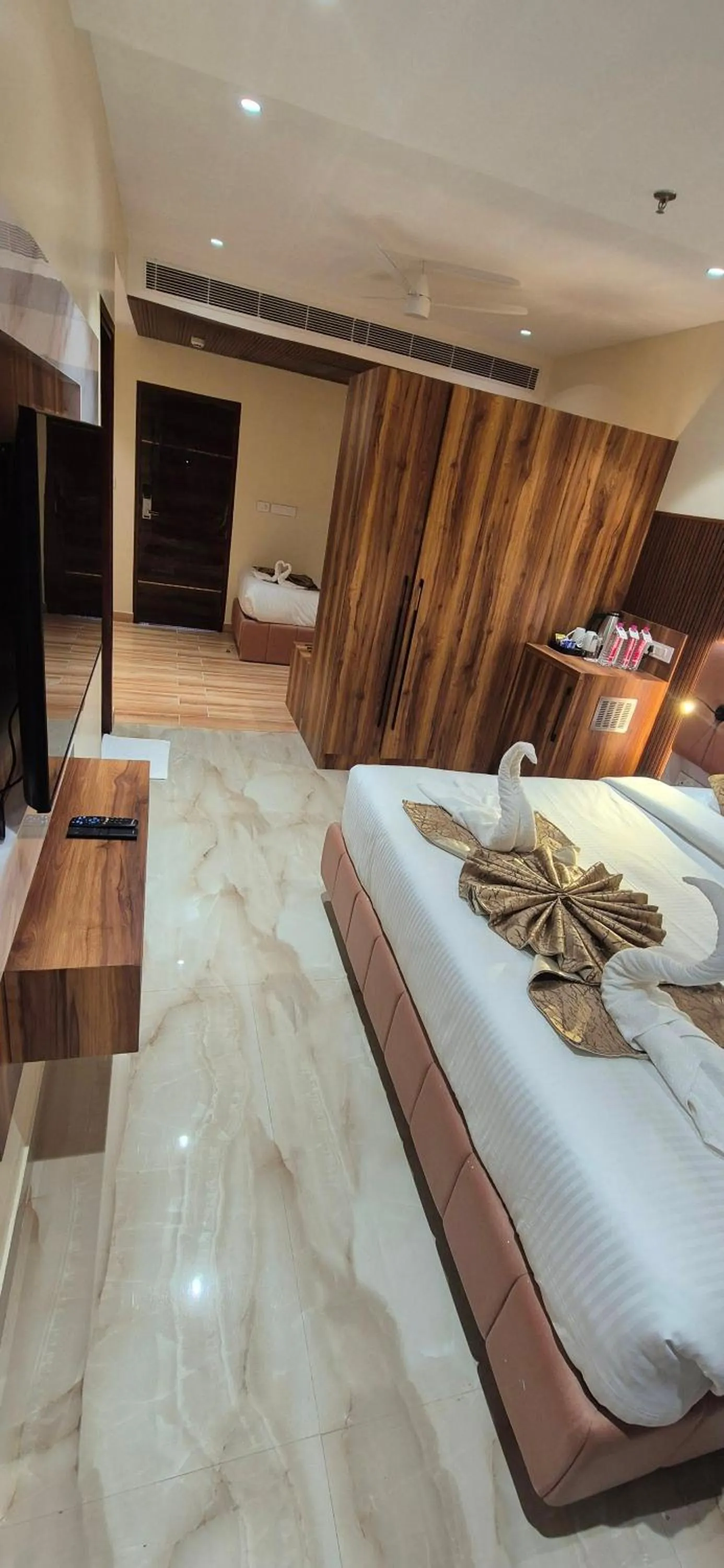 Bed in Hotel Vishwam Residency