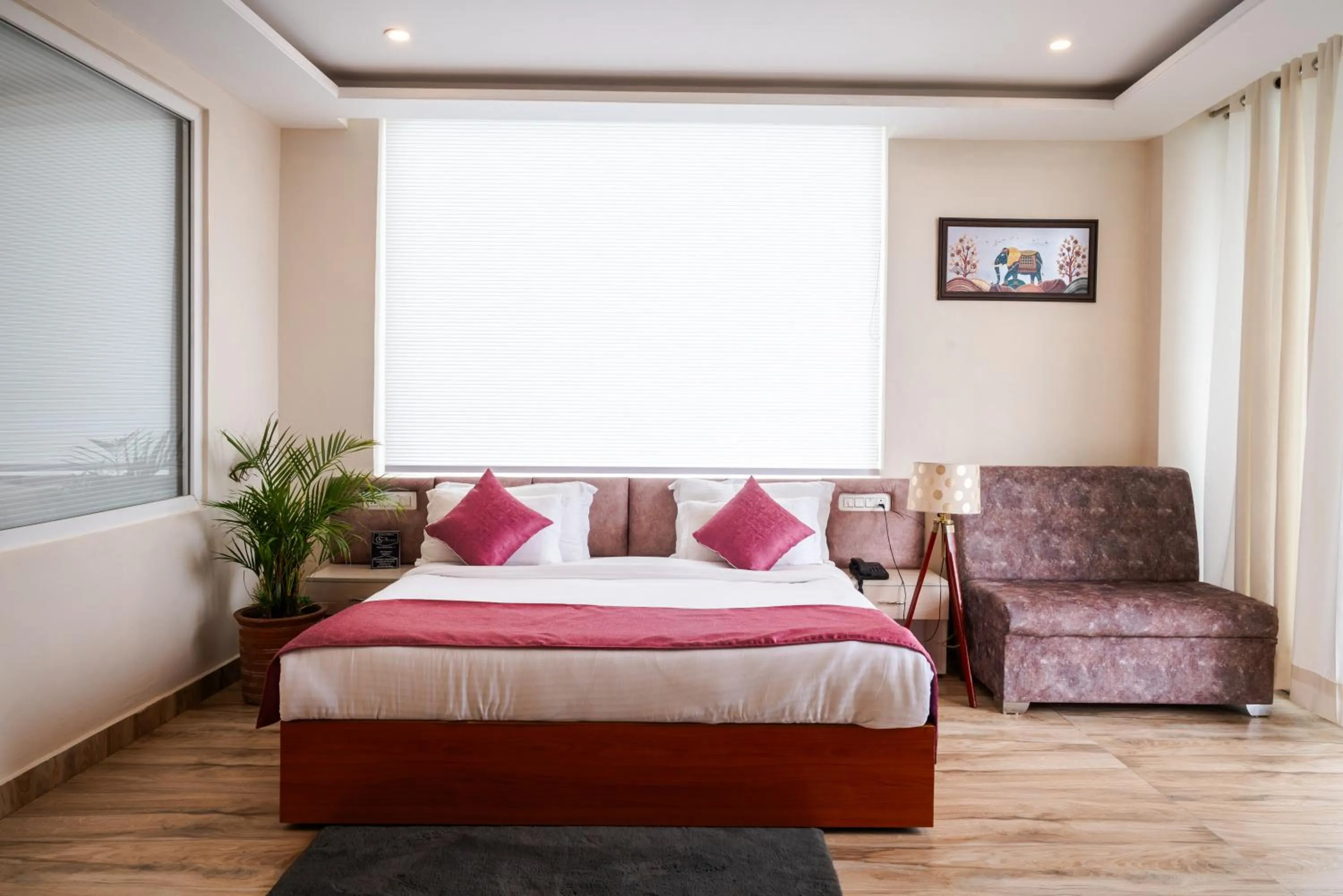 Bed in Hotel Sagar Residency - Best Mountain View Hotel in Palampur