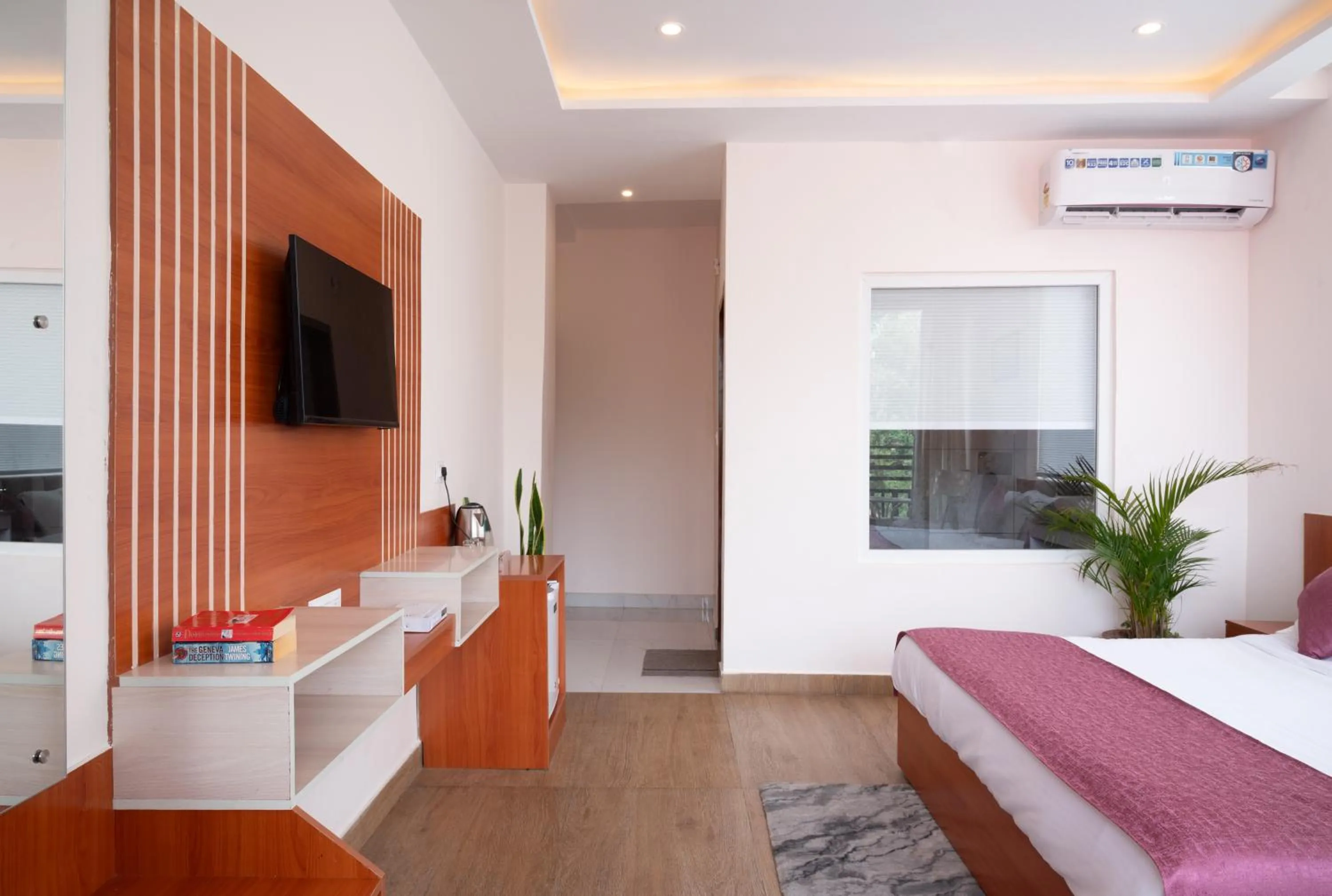 Bed in Hotel Sagar Residency - Best Mountain View Hotel in Palampur