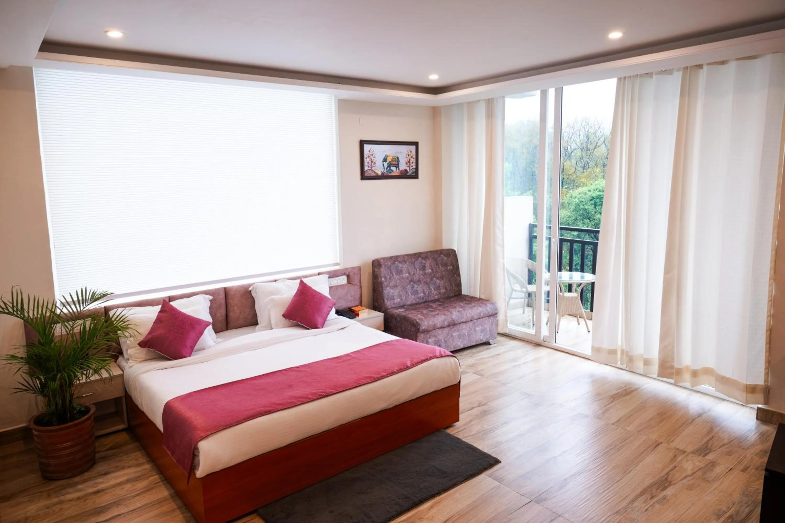 Bed in Hotel Sagar Residency - Best Mountain View Hotel in Palampur