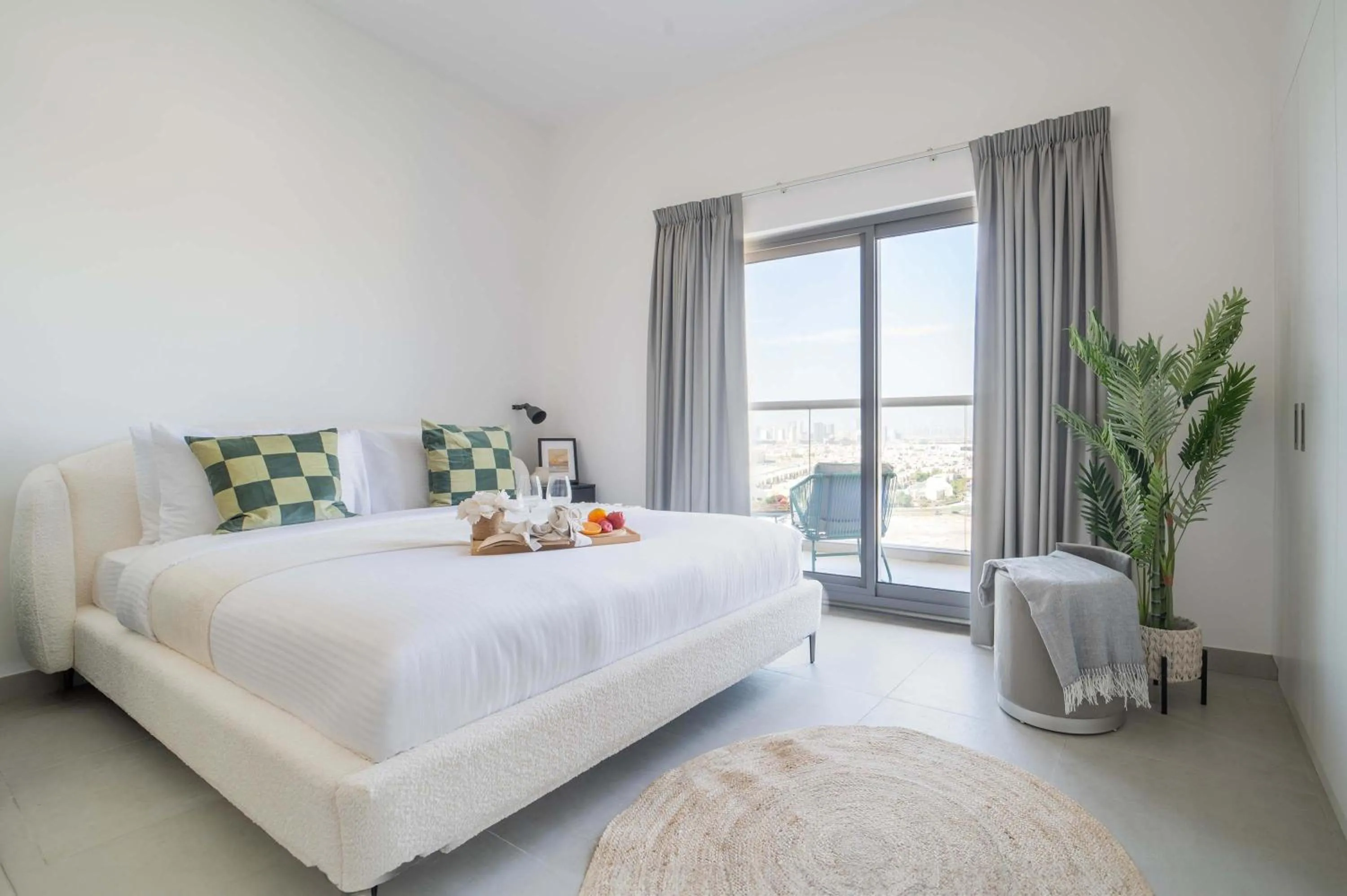 Bed in Frank Porter - Bella Rose