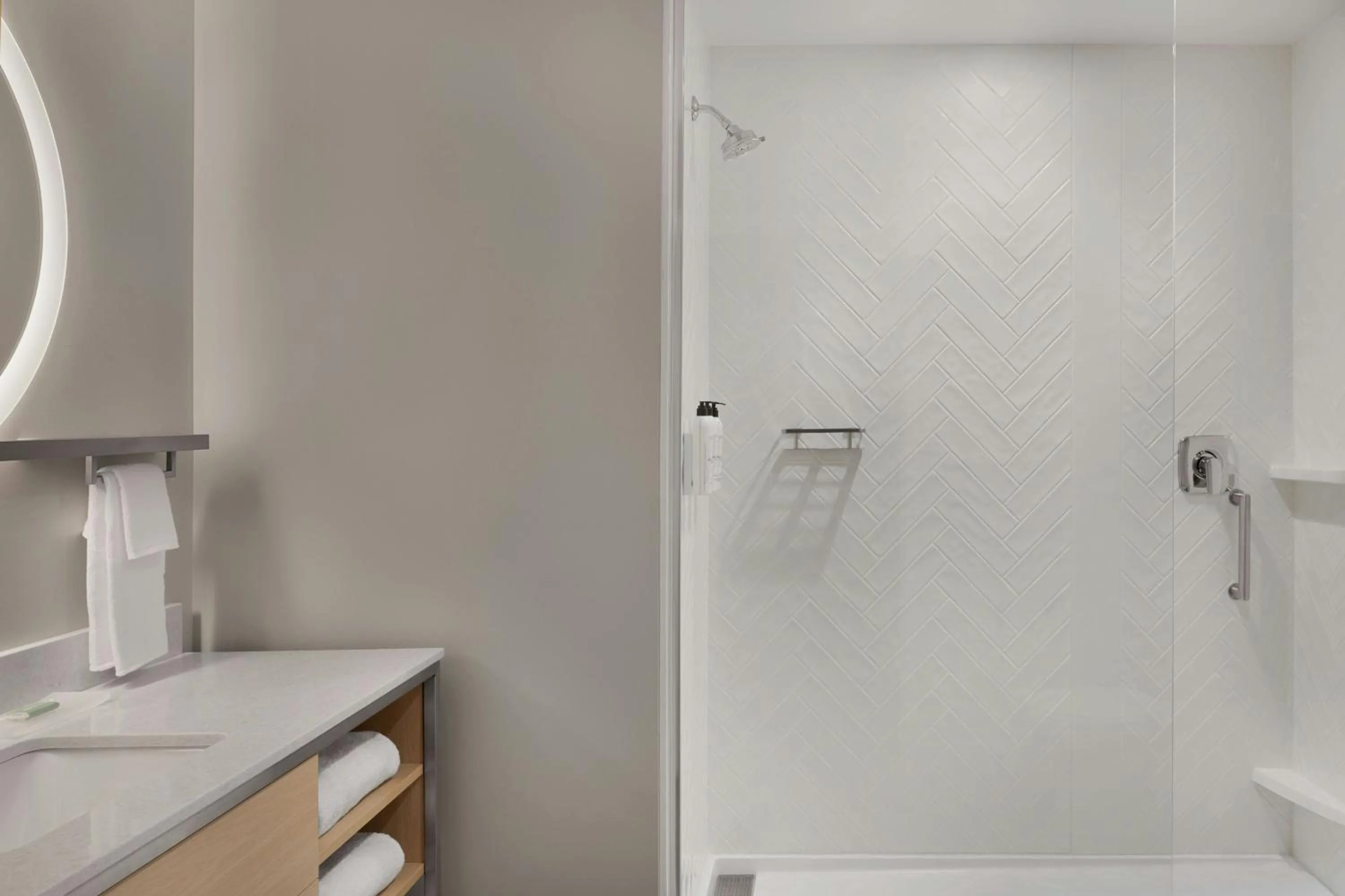 Bathroom in TownePlace Suites by Marriott Crown Point