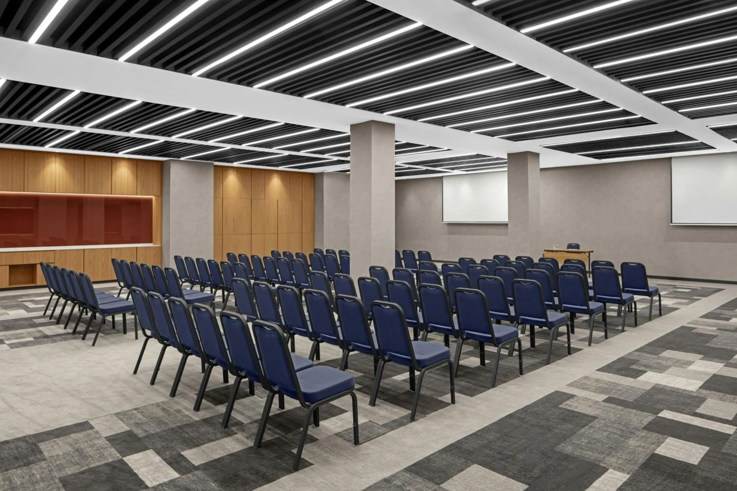 Meeting/conference room in Four Points by Sheraton Istanbul Pendik