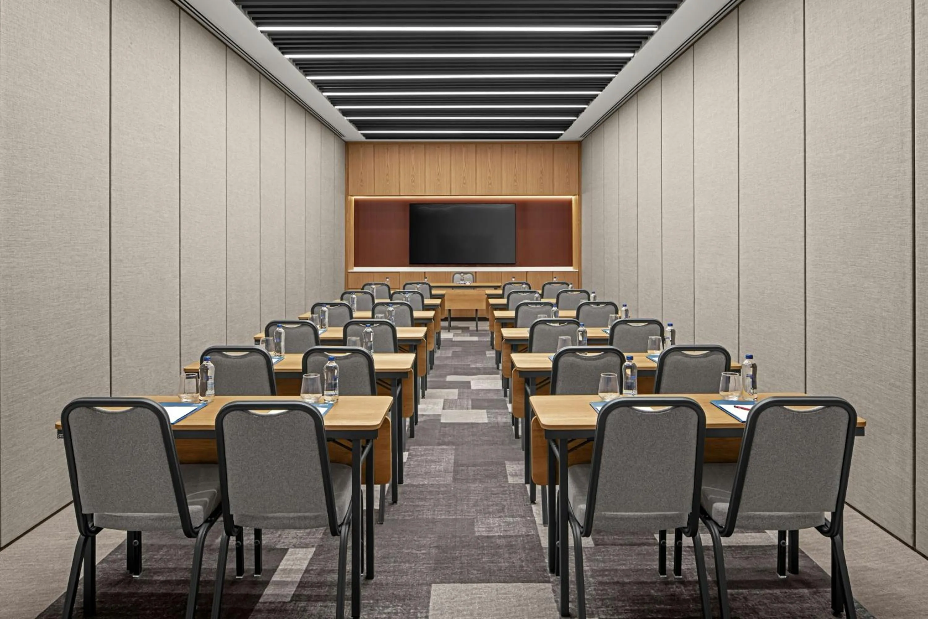 Meeting/conference room in Four Points by Sheraton Istanbul Pendik