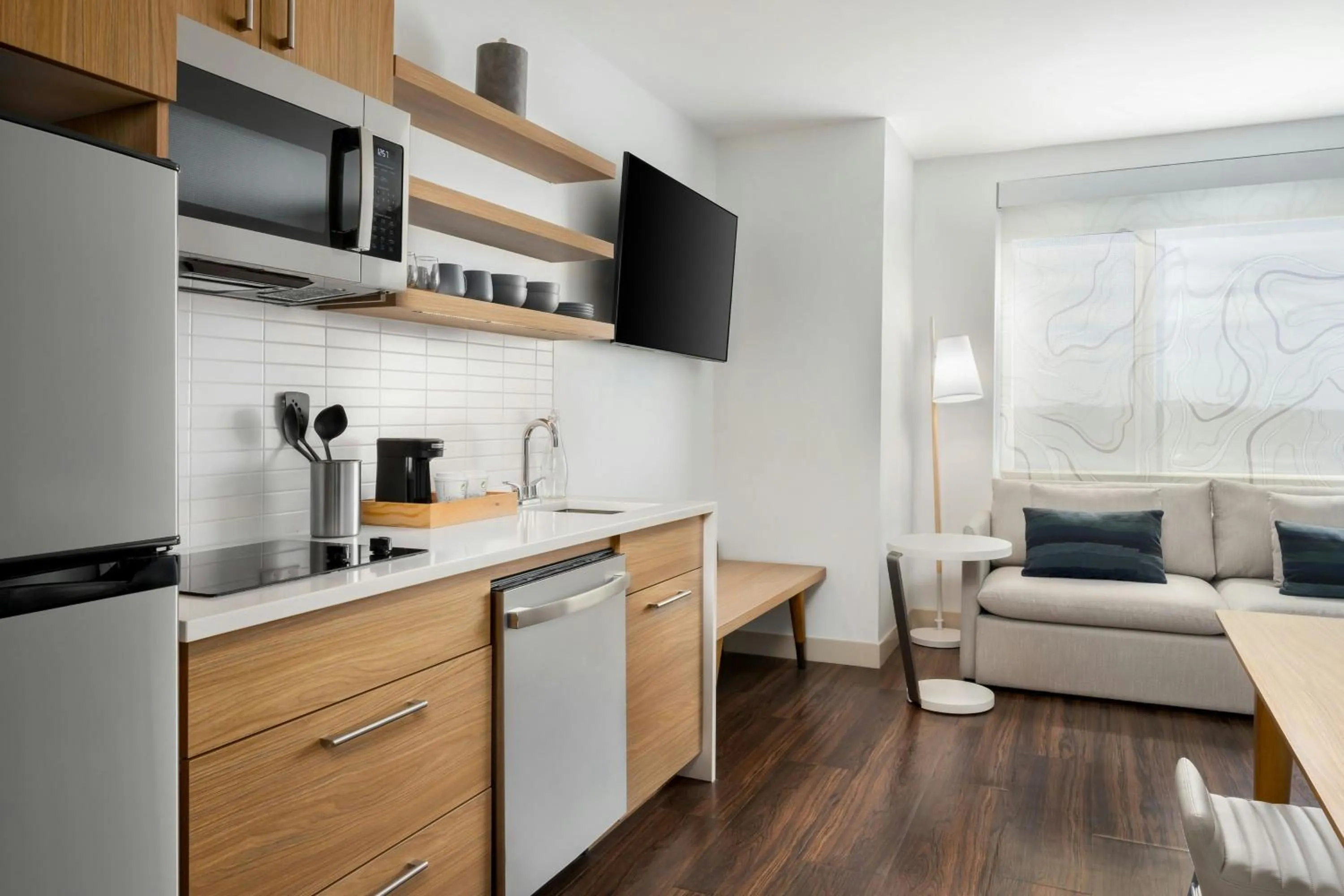 Kitchen or kitchenette in Element Savannah Midtown