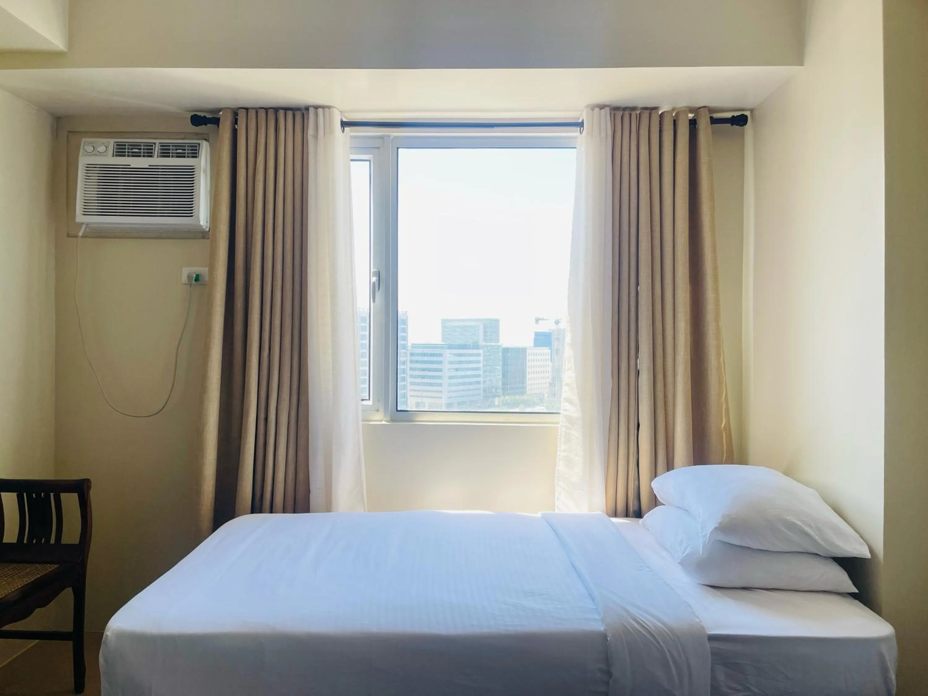 Bed in Avida Towers Atria