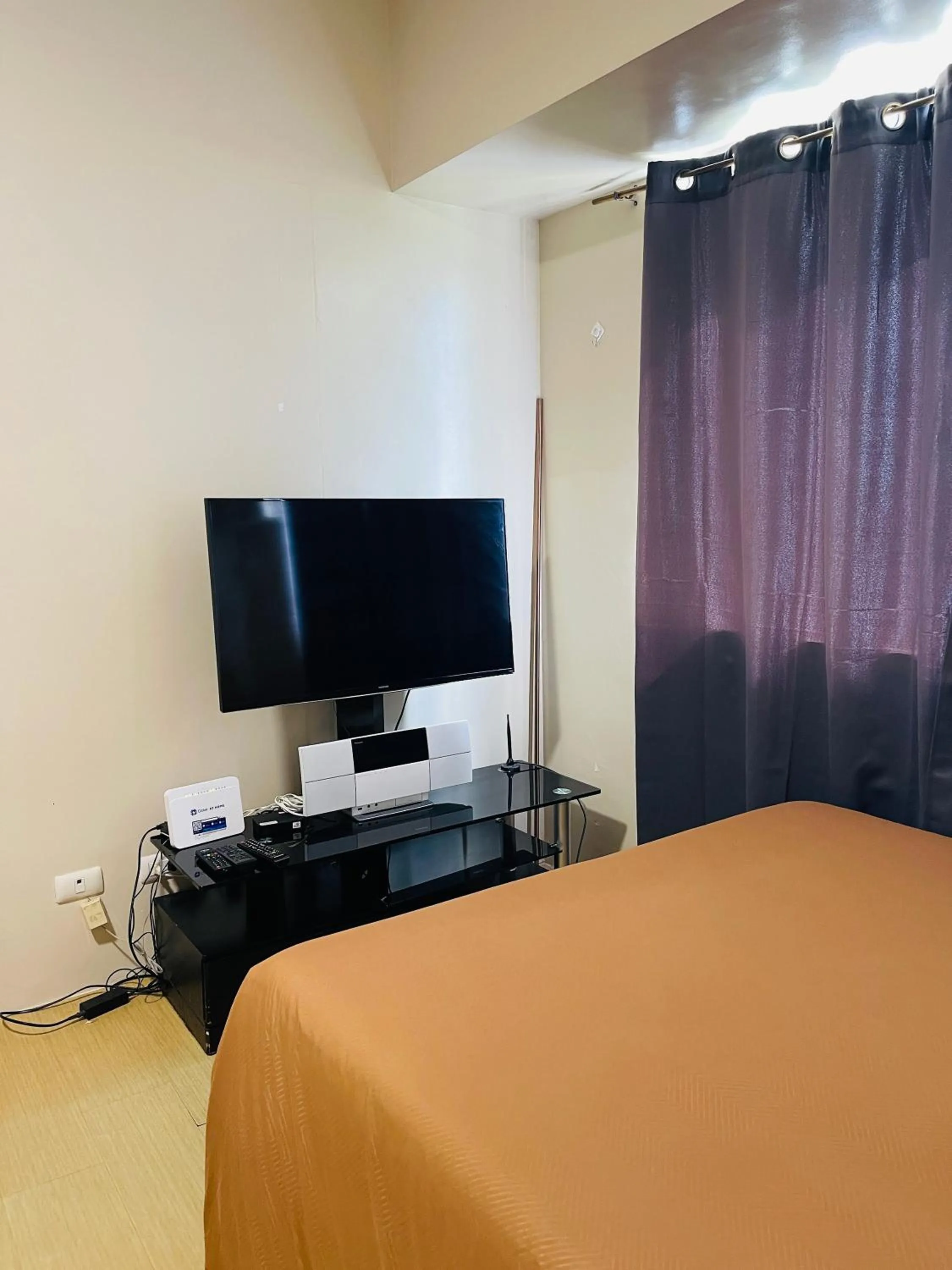 Bed in Avida Towers Atria