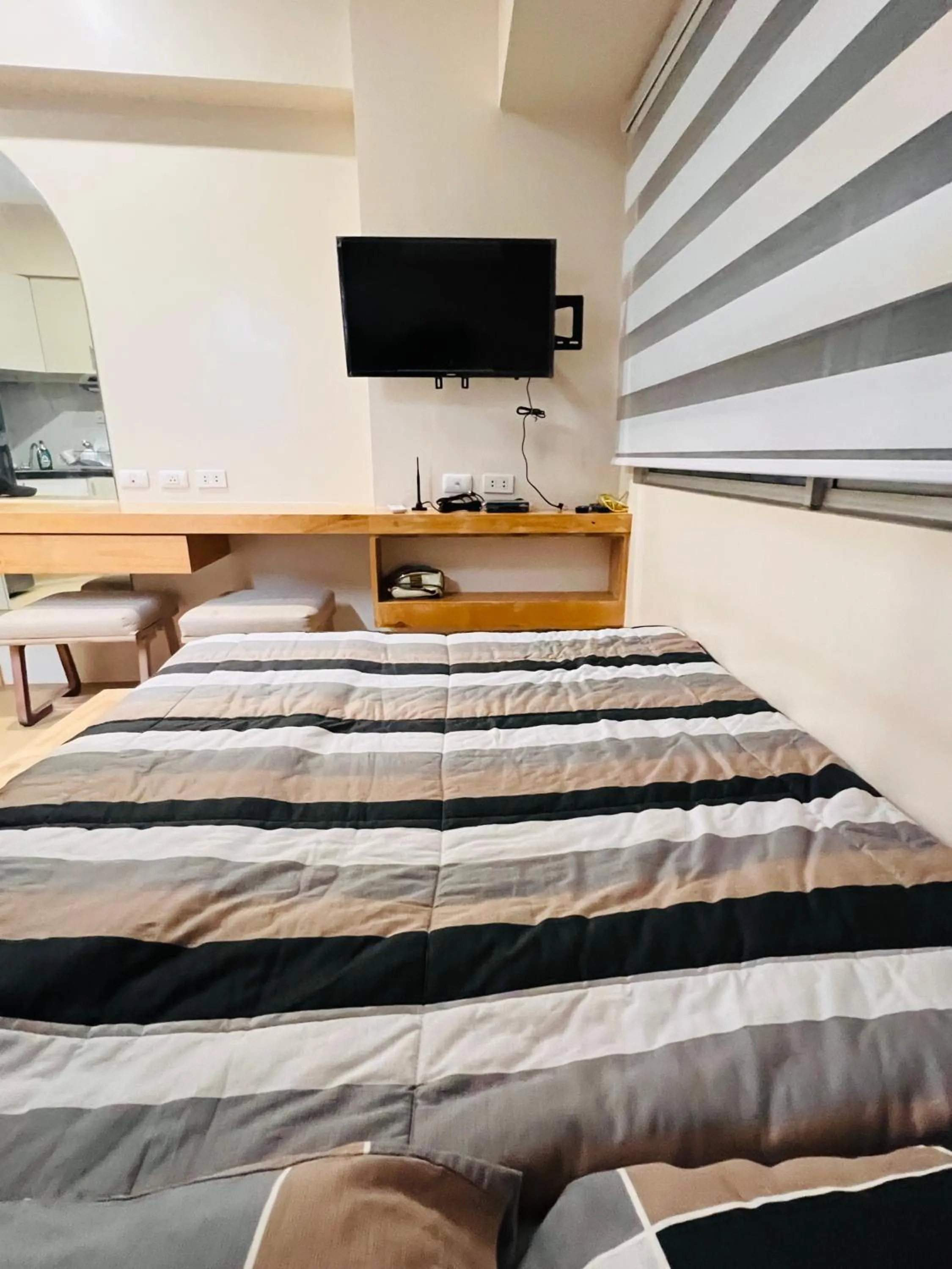 Bed in Avida Towers Atria