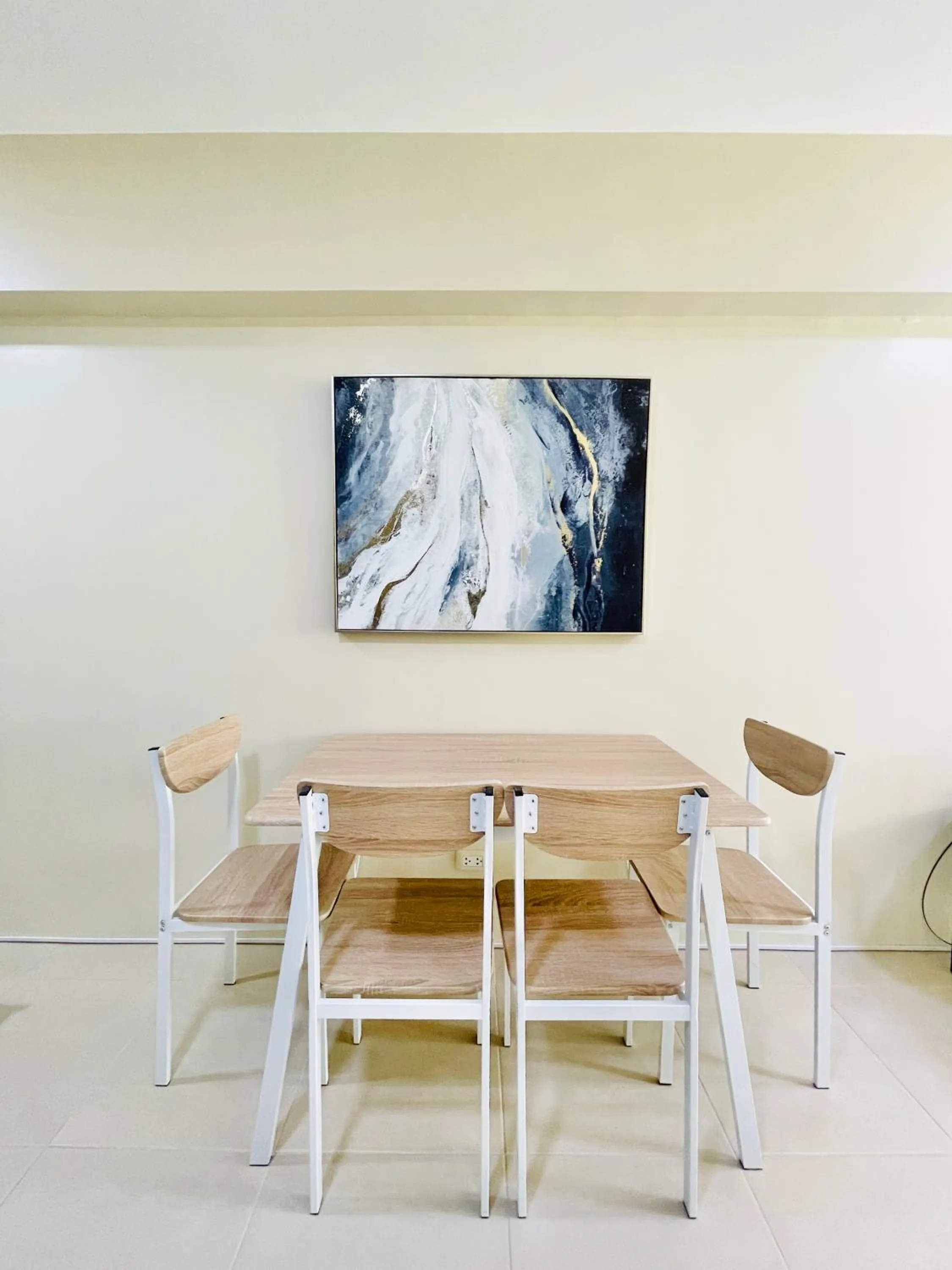 Seating area in Avida Towers Atria