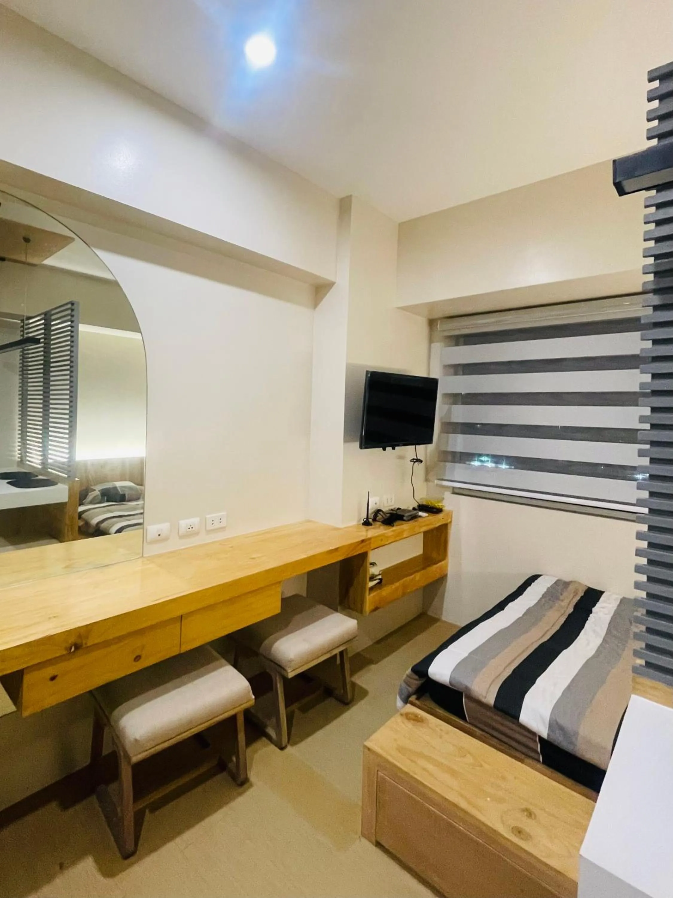 Bed in Avida Towers Atria