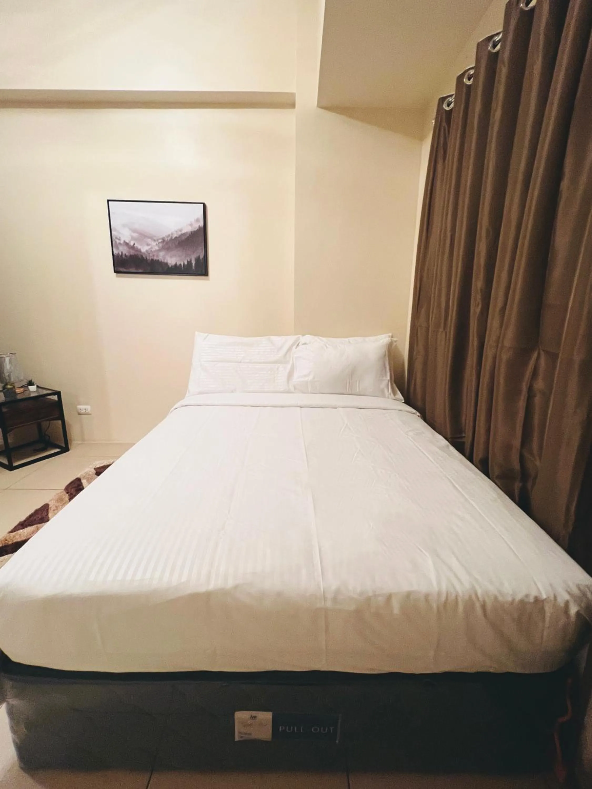 Bedroom, Bed in Avida Towers Atria