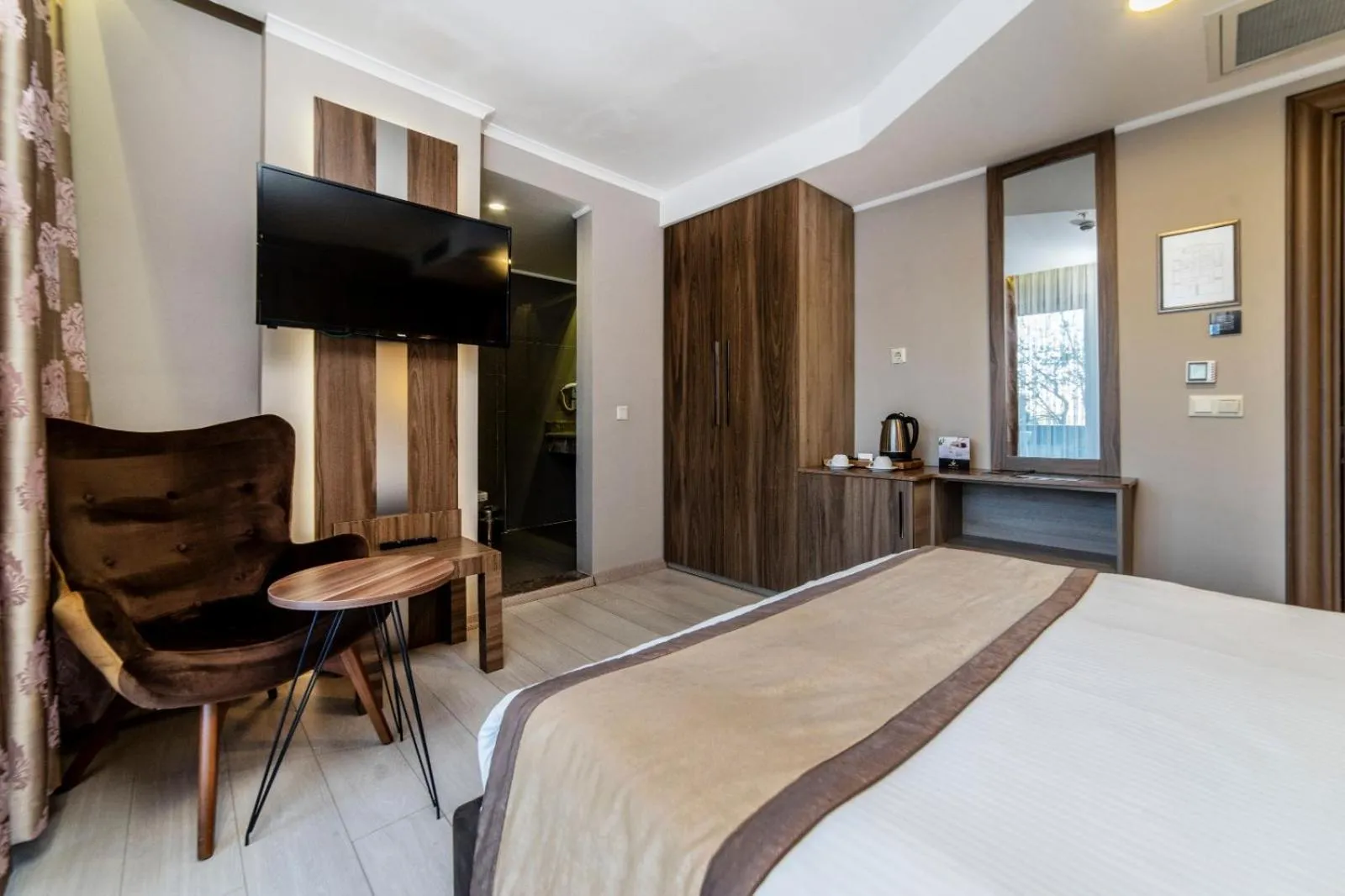 Bed in Royal Capital Hotel Bursa