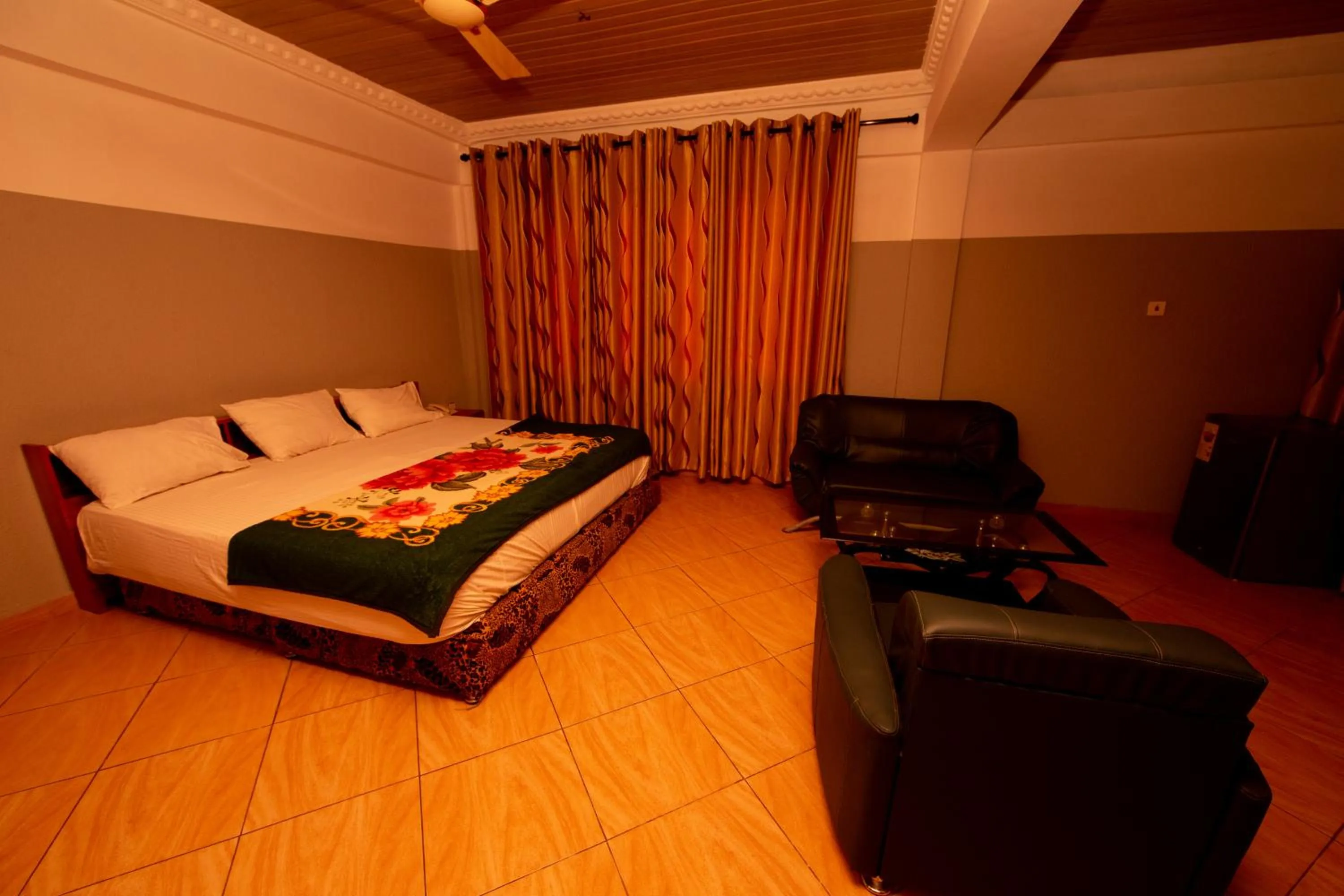 Bed in Pemicsa Hotel Accra