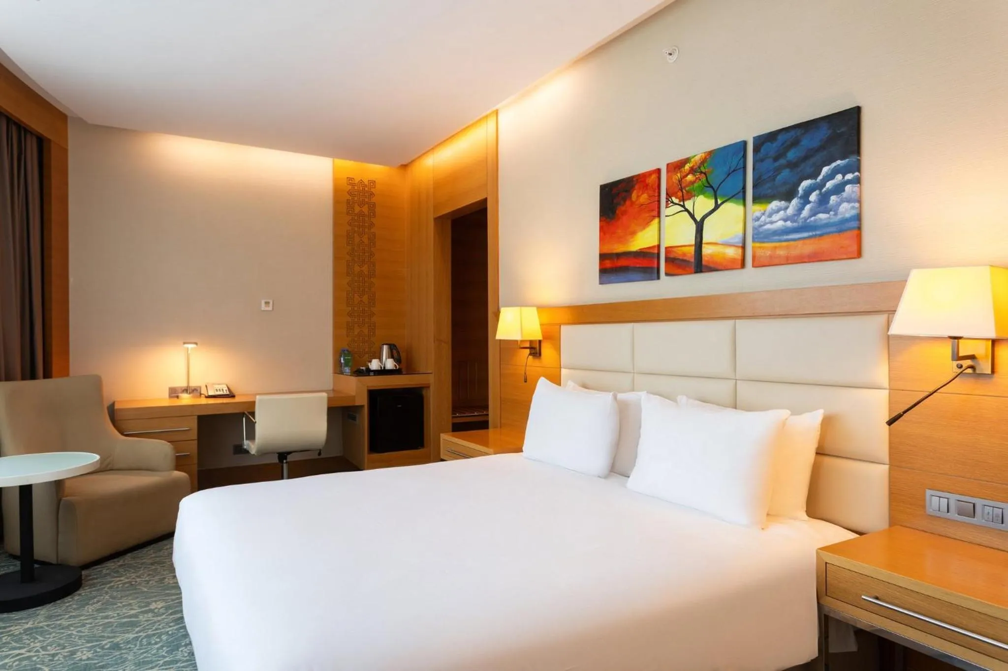 Photo of the whole room, Bed in Holiday Inn Baku by IHG