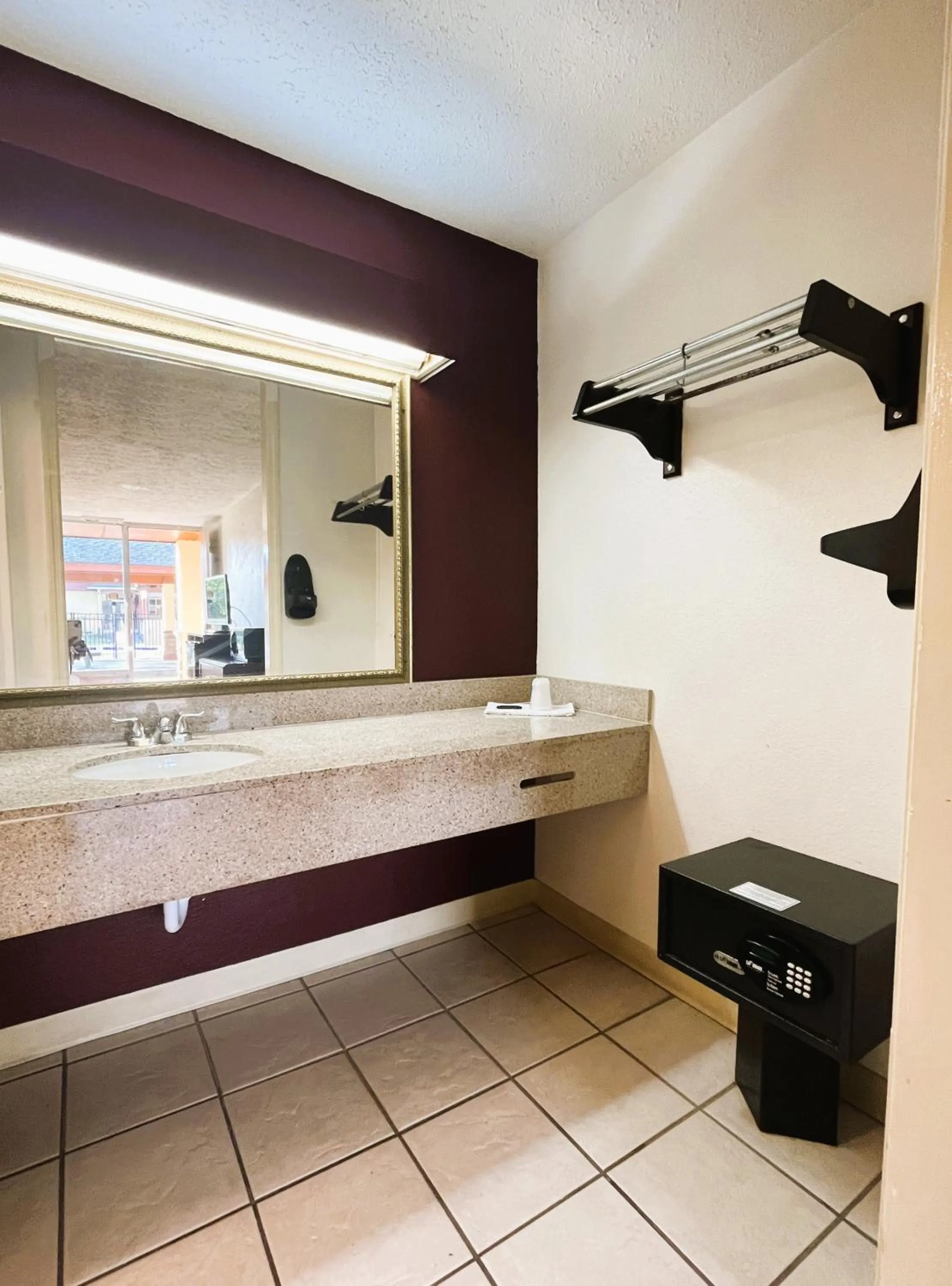 Bathroom in Budgetel Inn - Phenix City