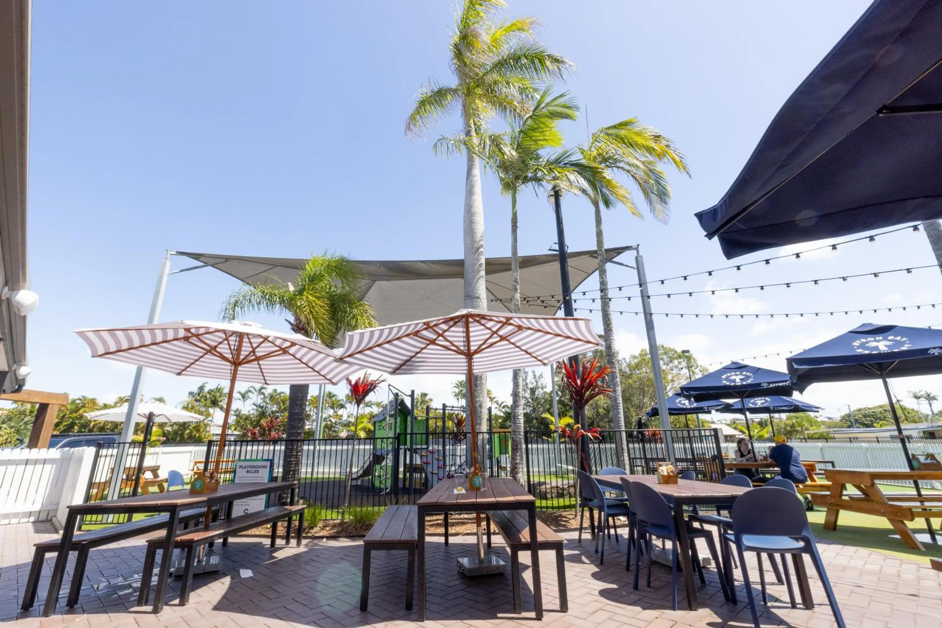 Restaurant/places to eat in Currimundi Hotel