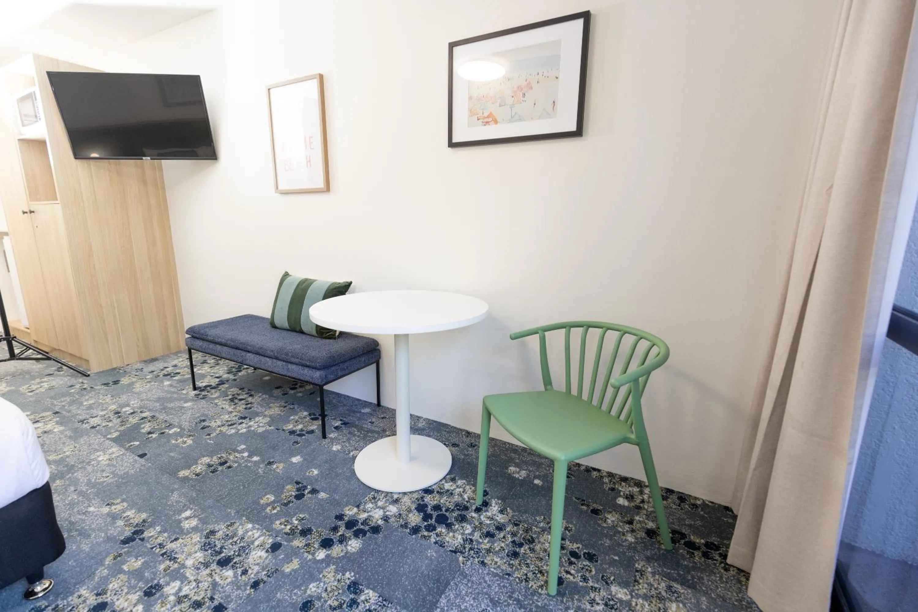 Seating area in Currimundi Hotel