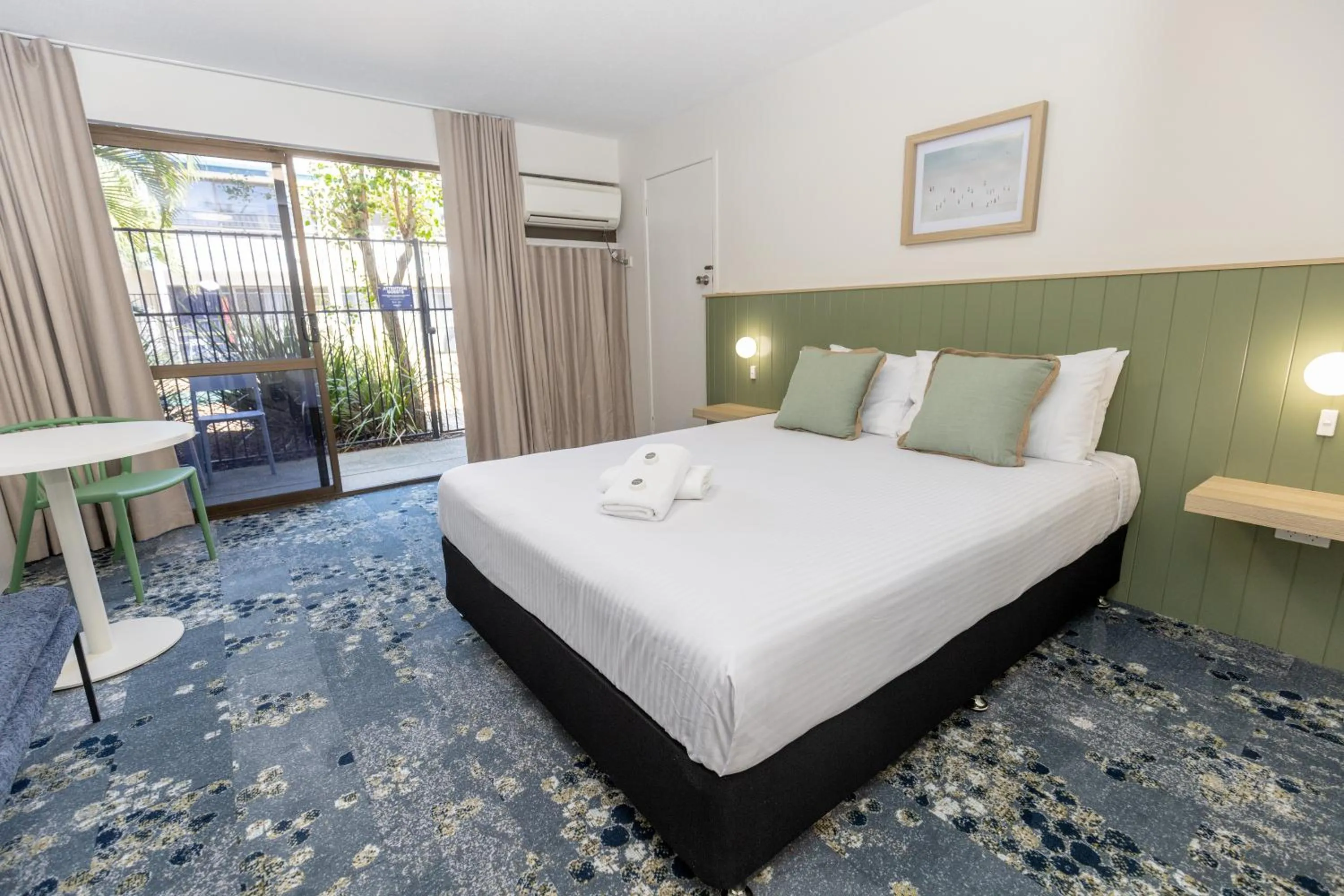 Bed in Currimundi Hotel