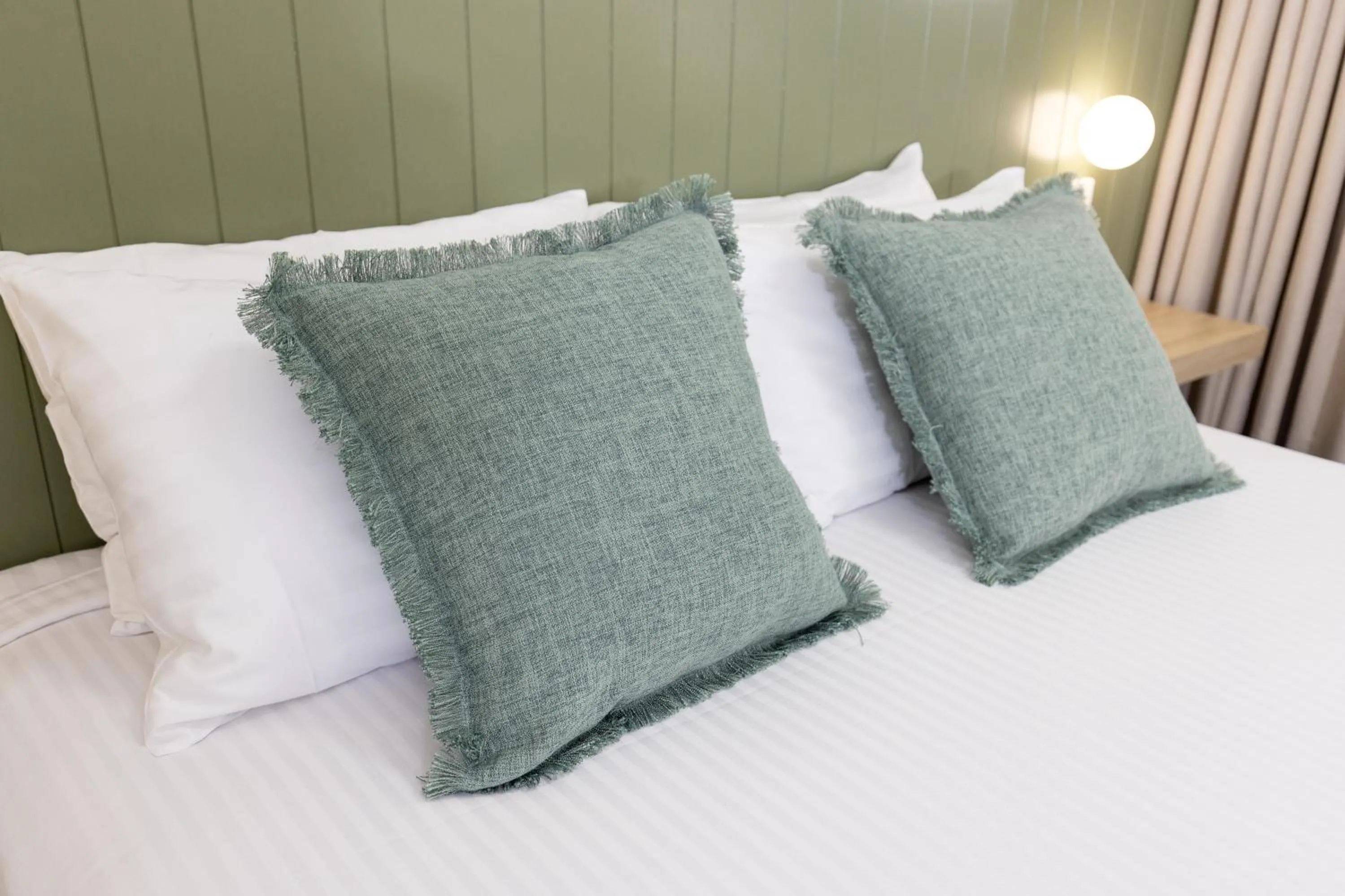 Bed in Currimundi Hotel