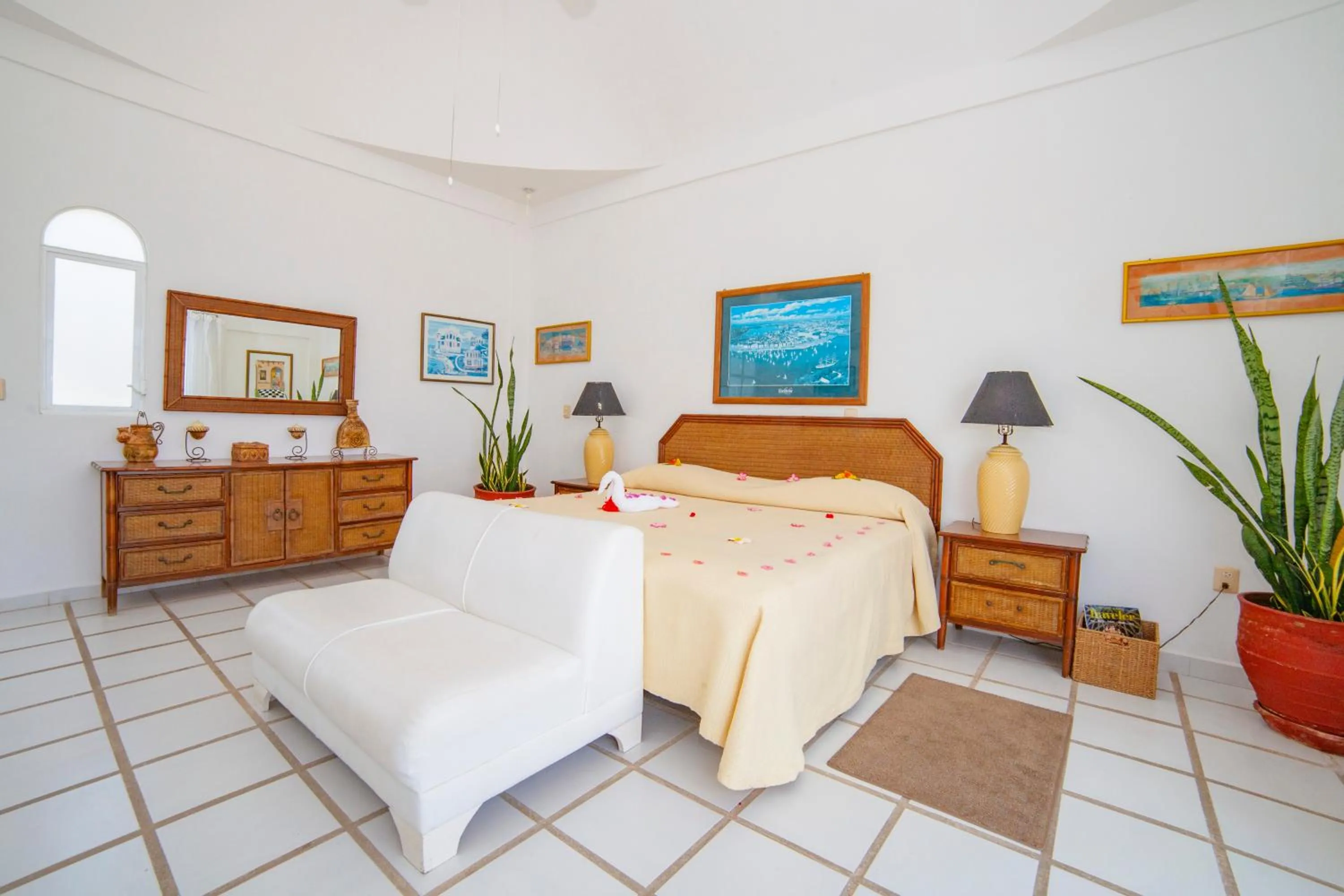 Photo of the whole room, Bed in Villas Fasol Huatulco