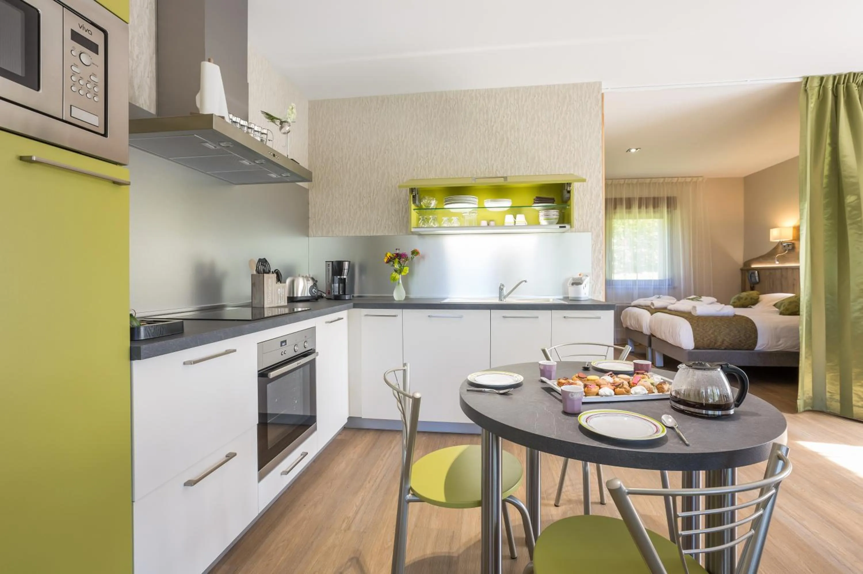 Coffee/tea facilities in Logis Hôtel Le Relais du Bois Vialotte