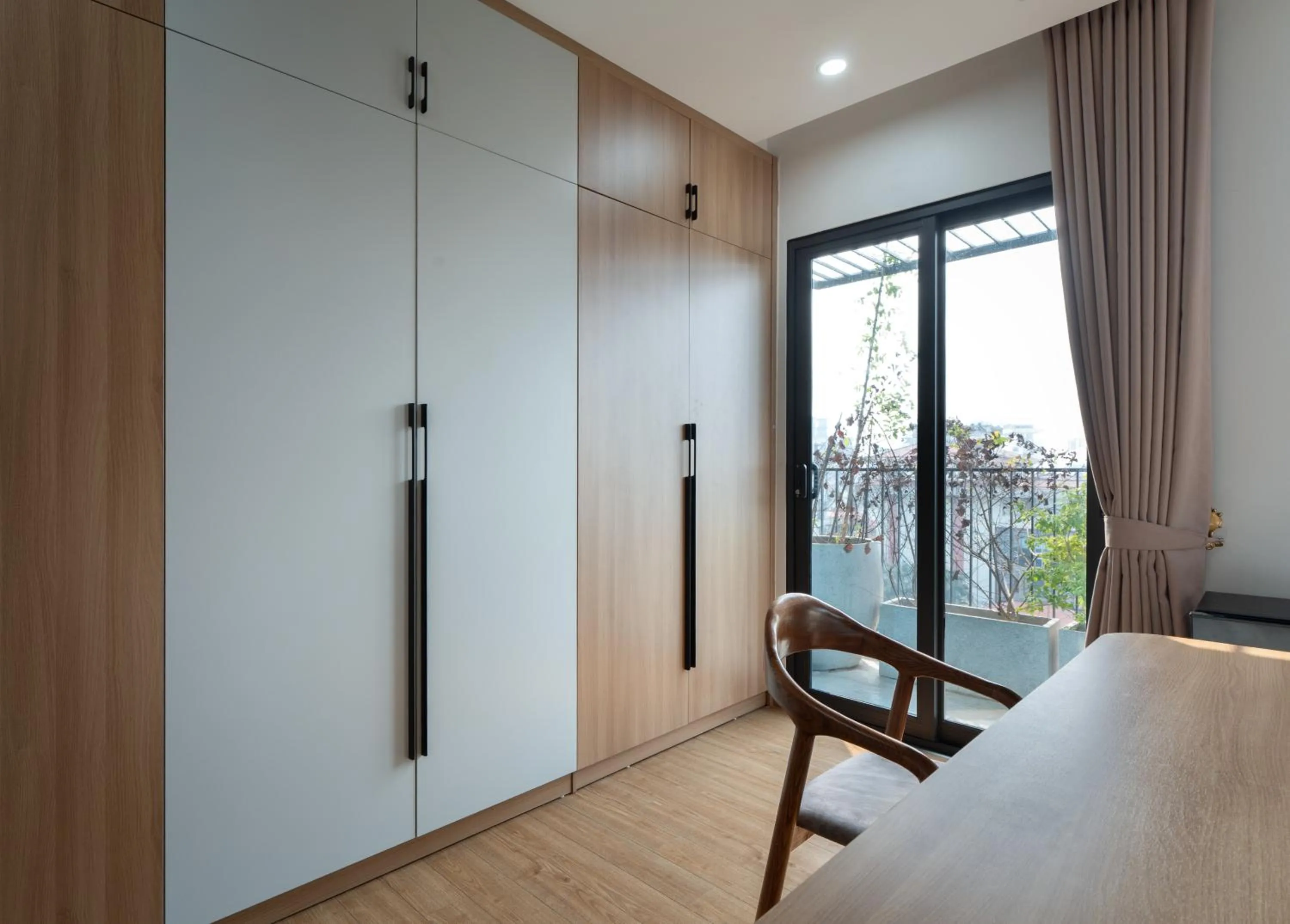 Bed in MOONLIT Suites Hotel by Luxe Paradise